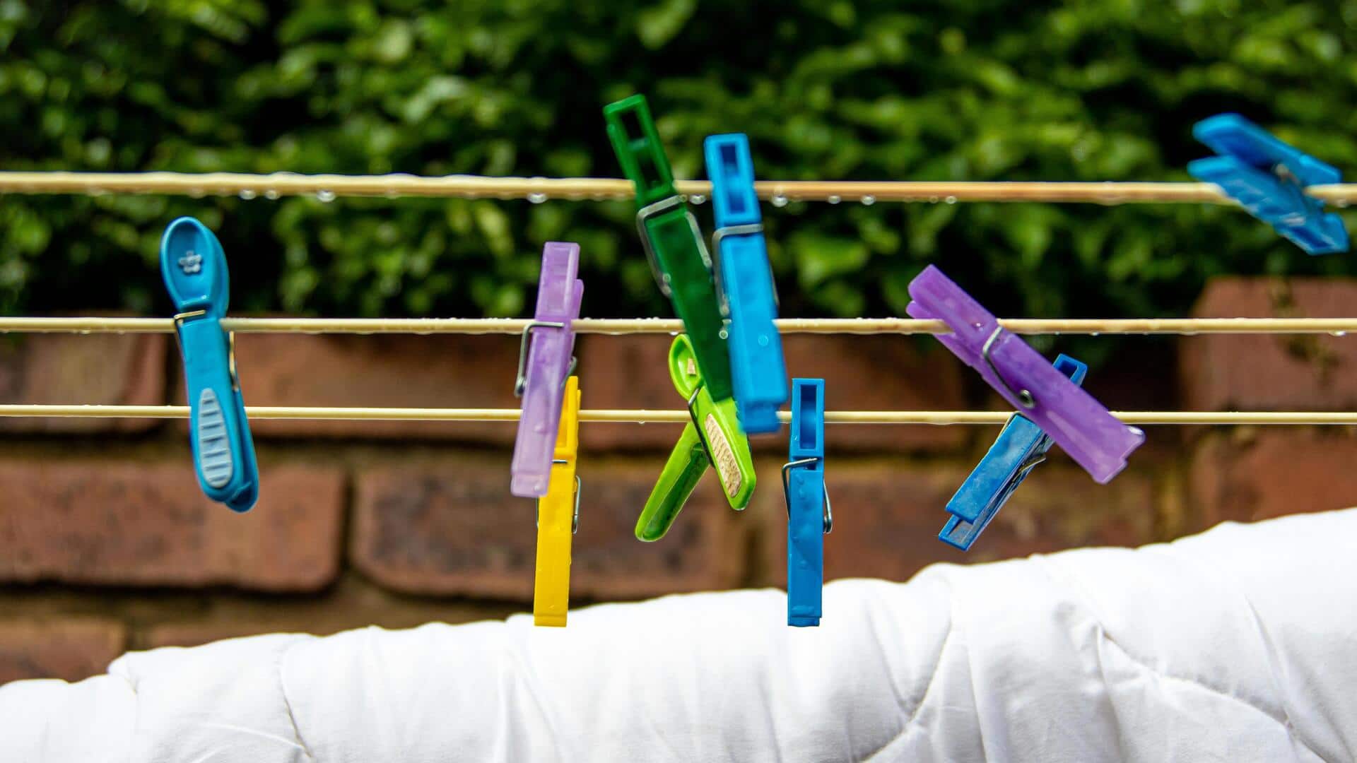 Lima cara cerdas menggunakan penjepit baju di rumah