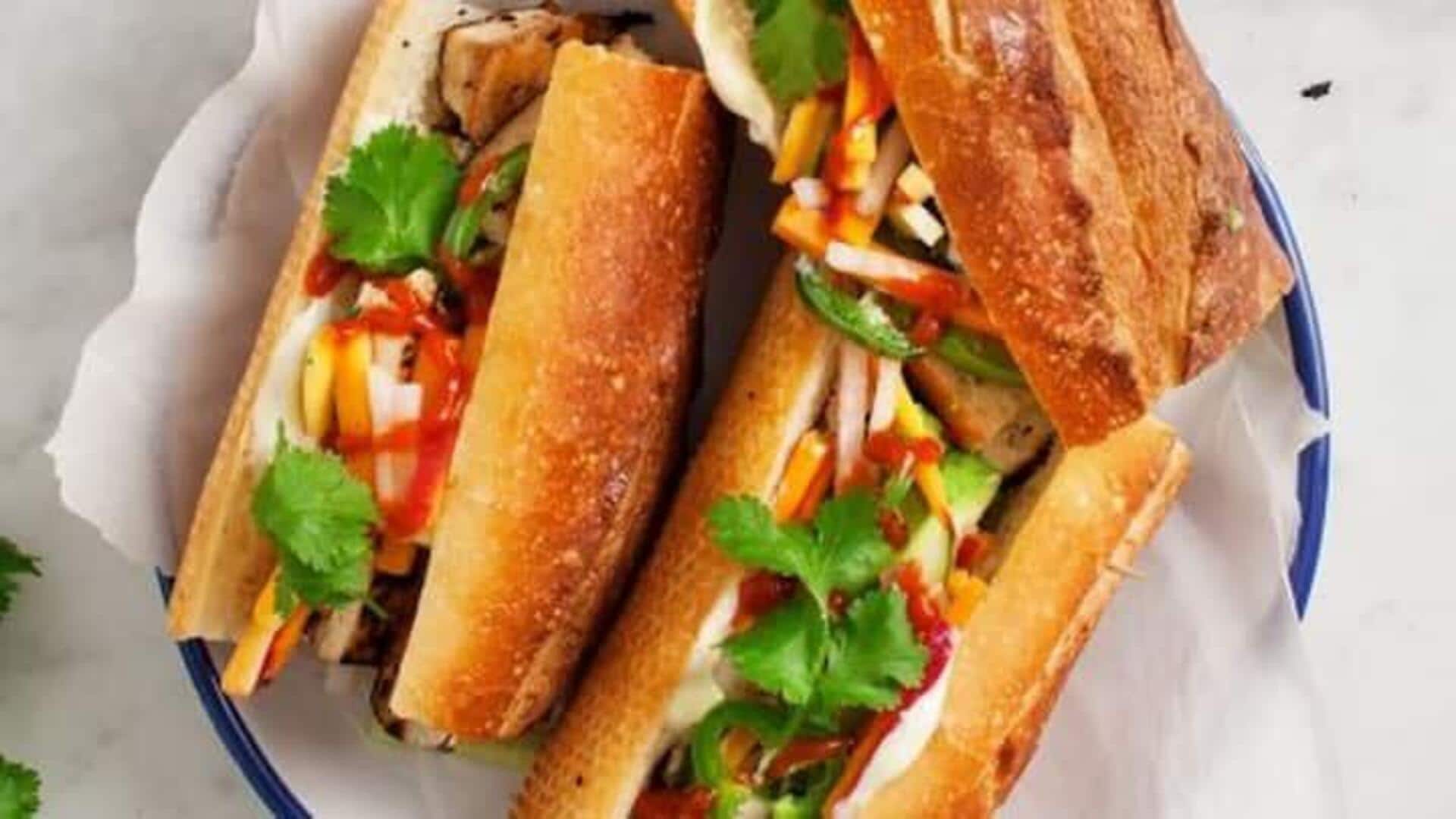 Sajikan Sandwich Banh Mi Khas Vietnam Dengan Resep Ini