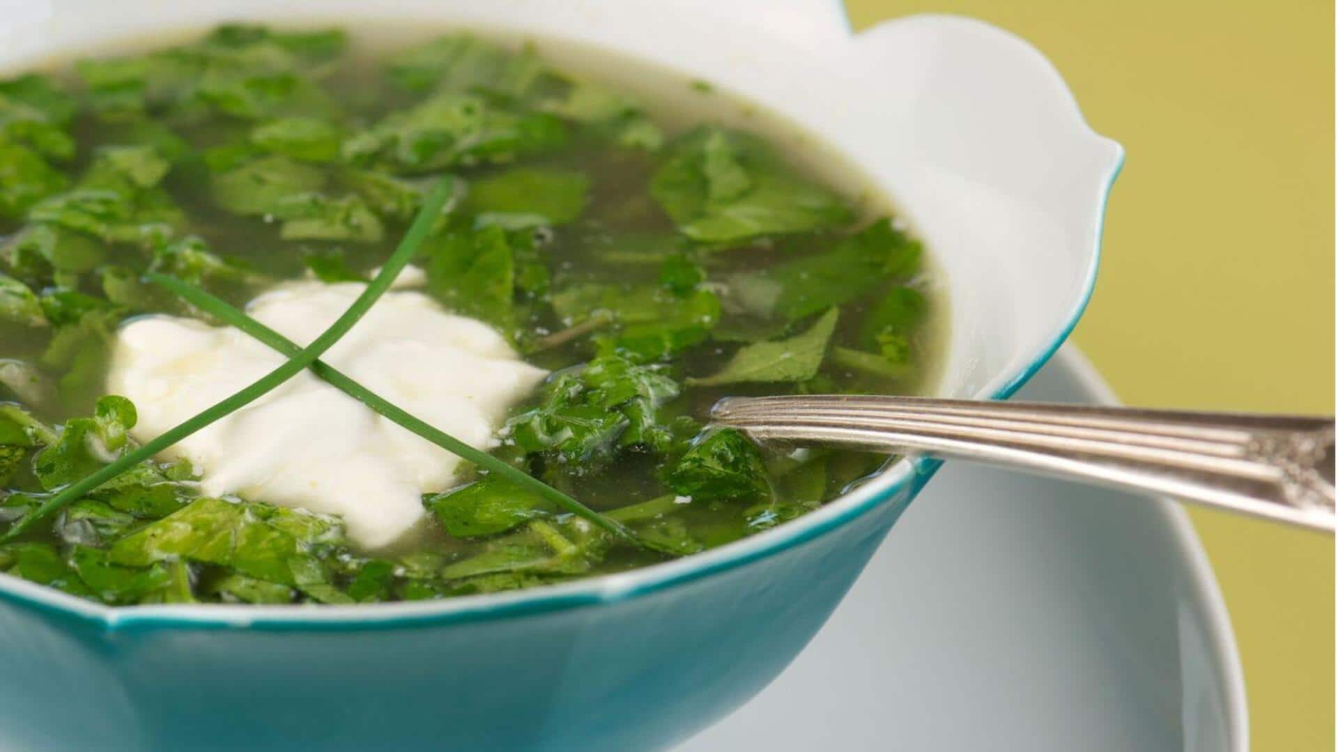 Menjelajahi Lima Hidangan Vegetarian Indonesia Berbasis Selada Air 