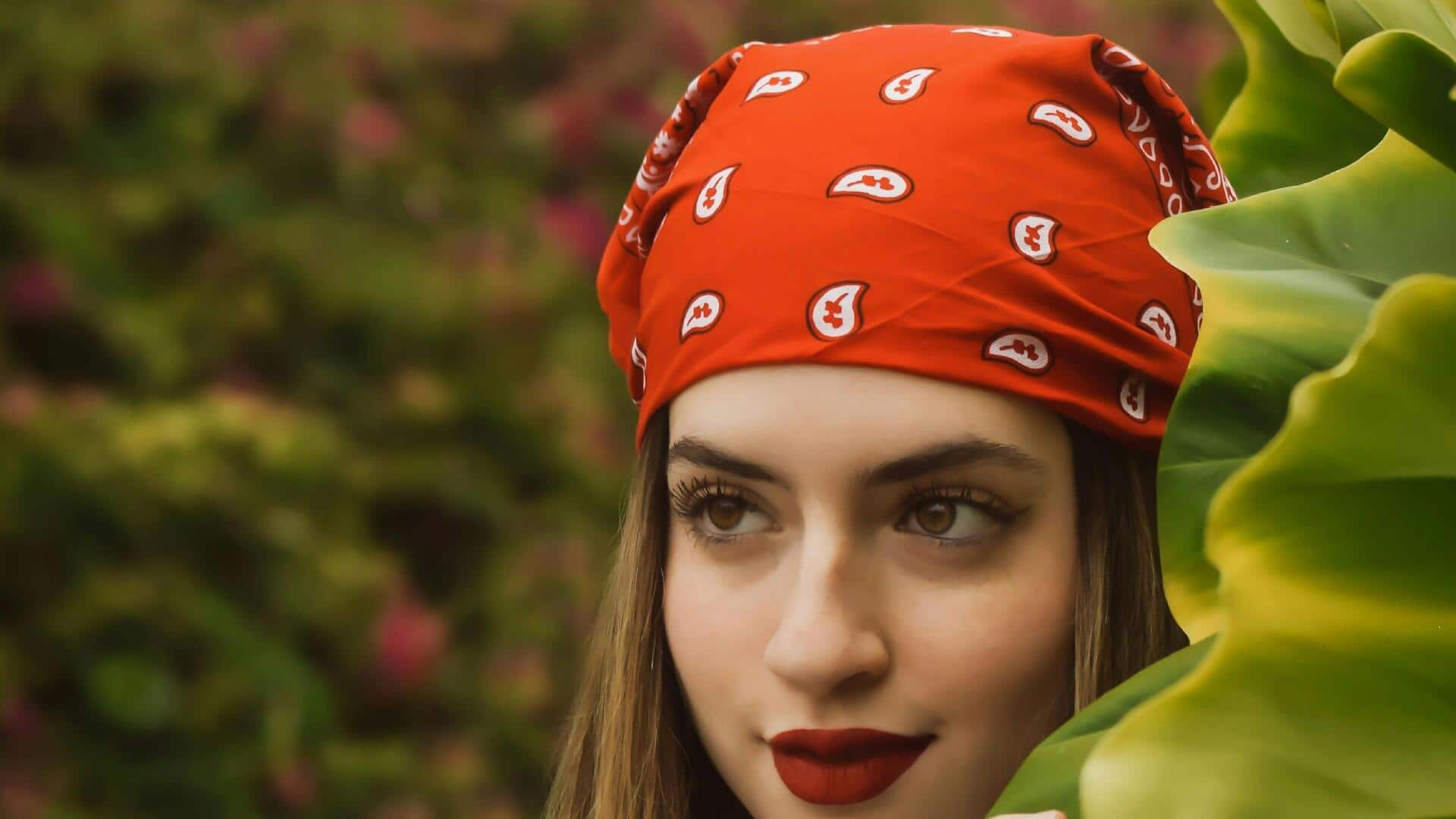 Lima cara inovatif memakai bandana secara modis