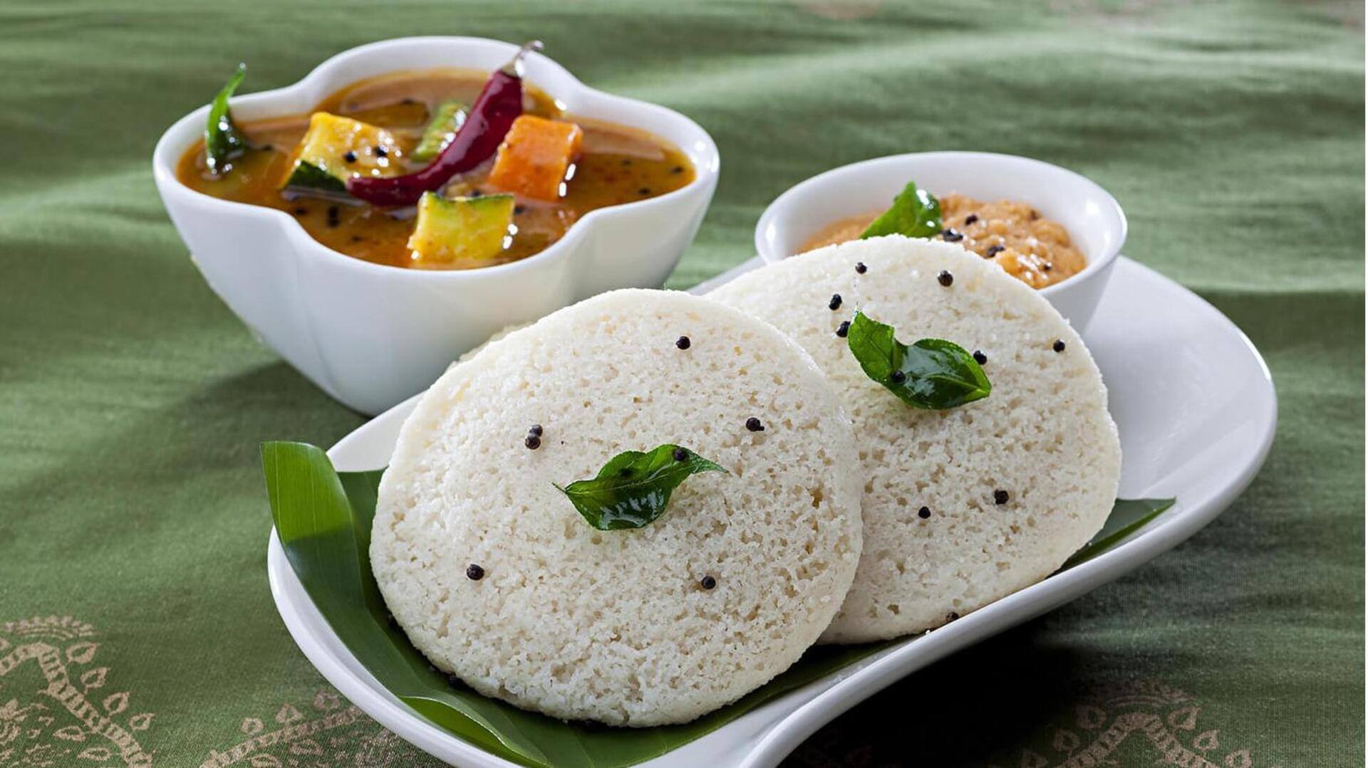 Mencoba Kue Kukus dengan Gaya India Selatan untuk Sajian Sarapan