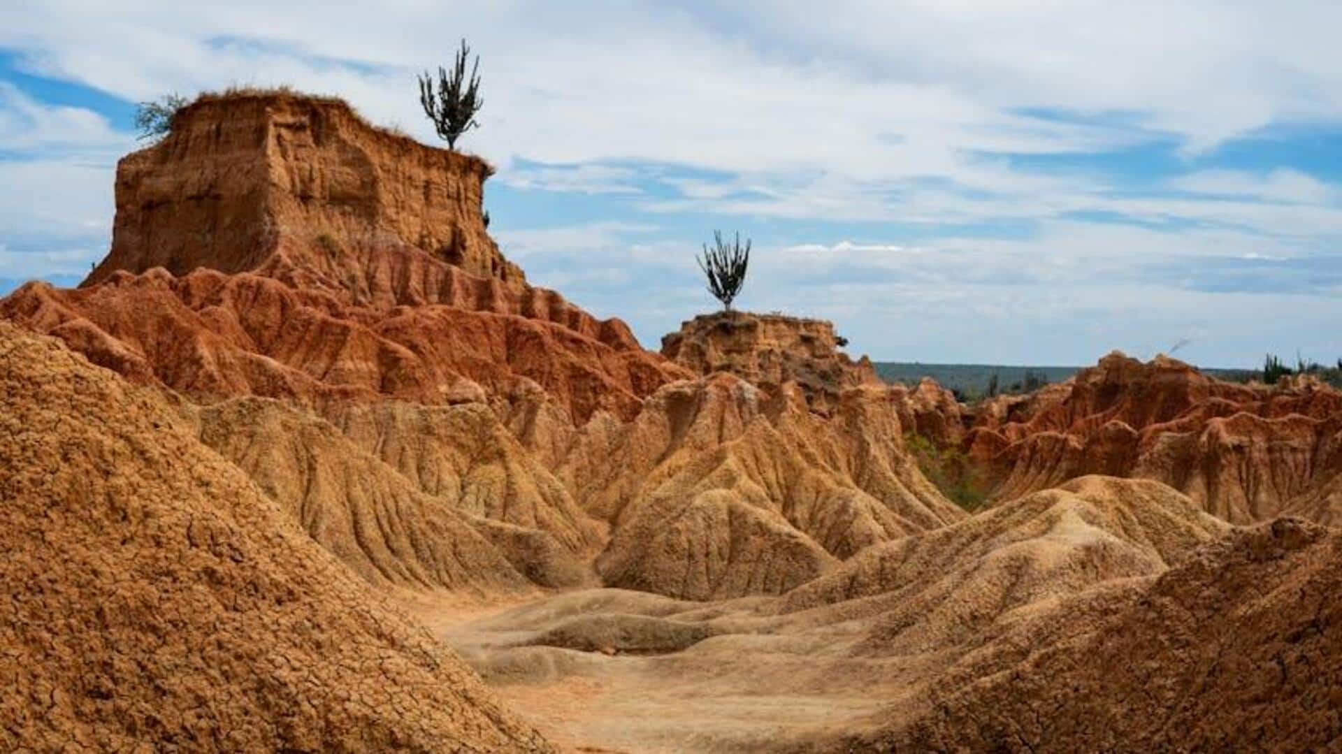 Menjelajahi Gurun Warna-warni Tatacoa, Kolombia