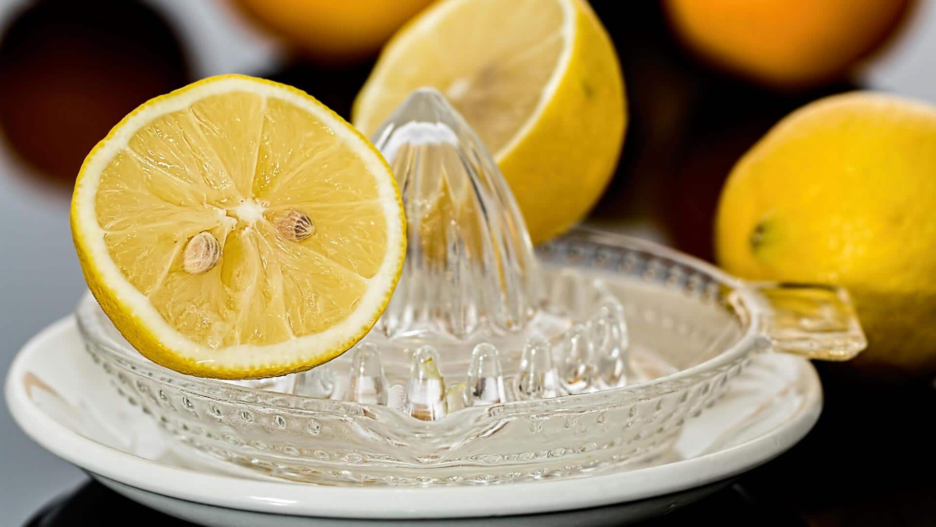 Gunakan kulit lemon secara kreatif: Lima metode praktis di rumah Gunakan kulit lemon secara kreatif: Lima metode praktis di rumah
