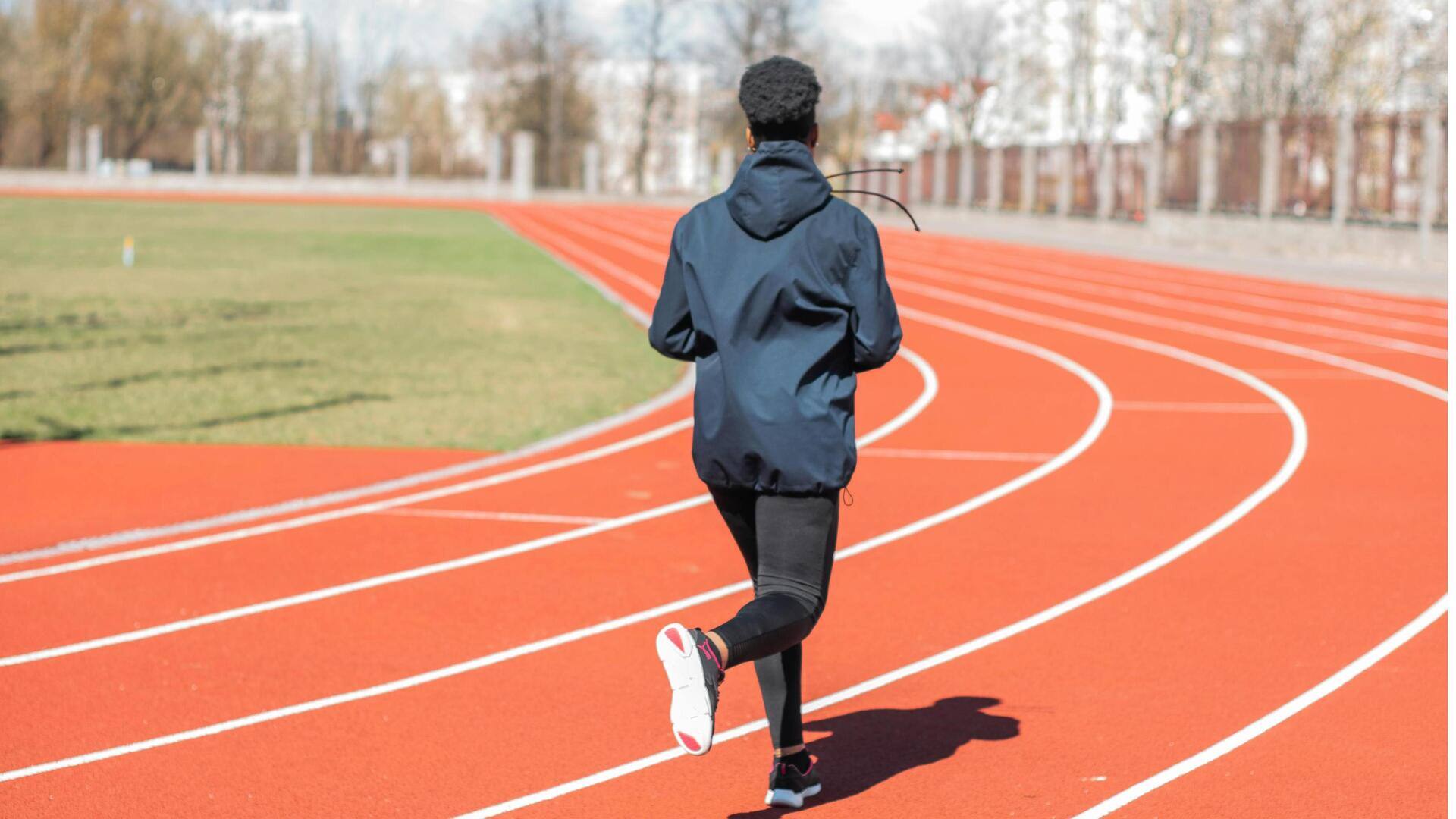 Warna lintasan lari dan performa atlet