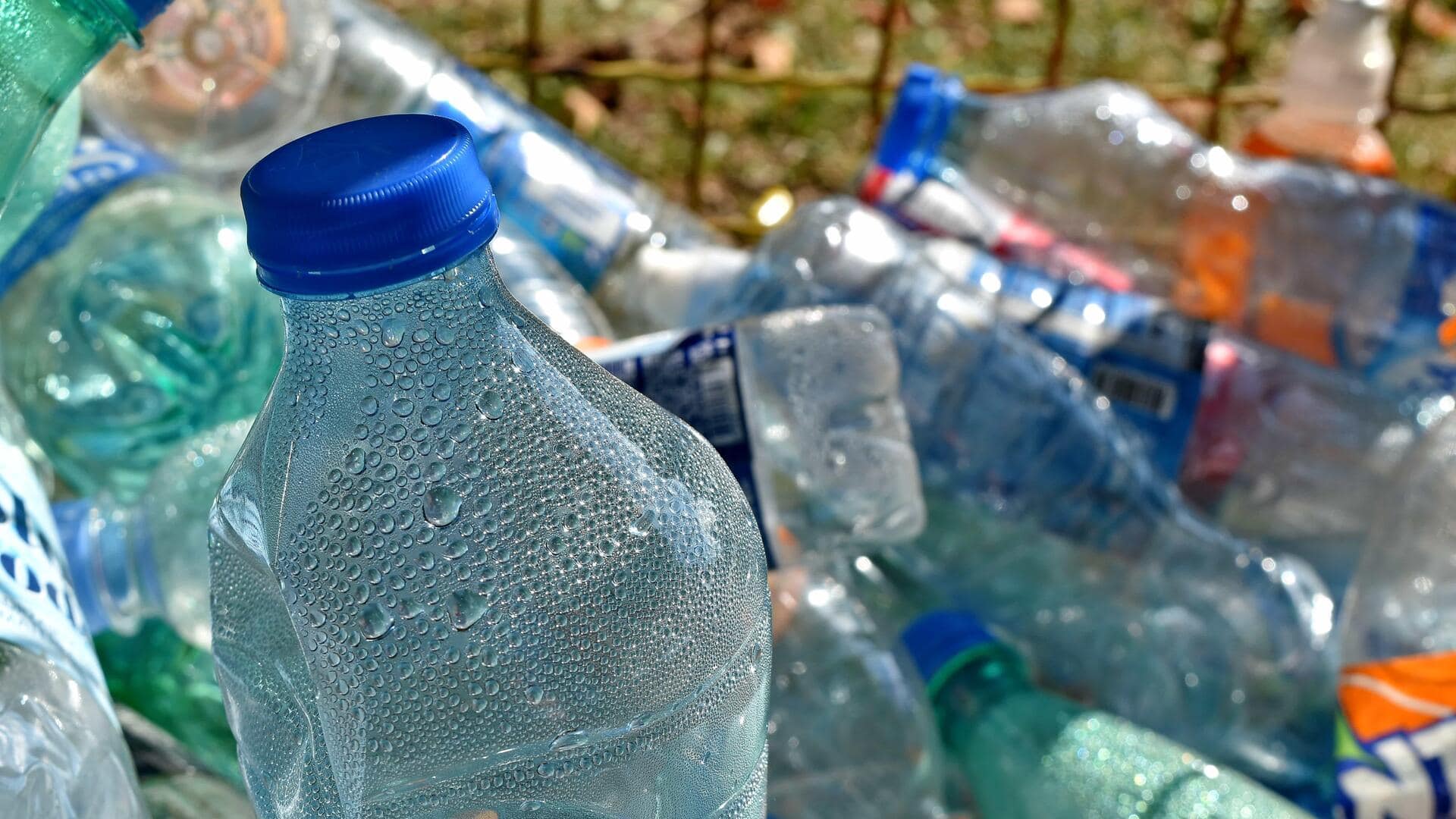 Ubah botol plastik menjadi organizer dapur praktis