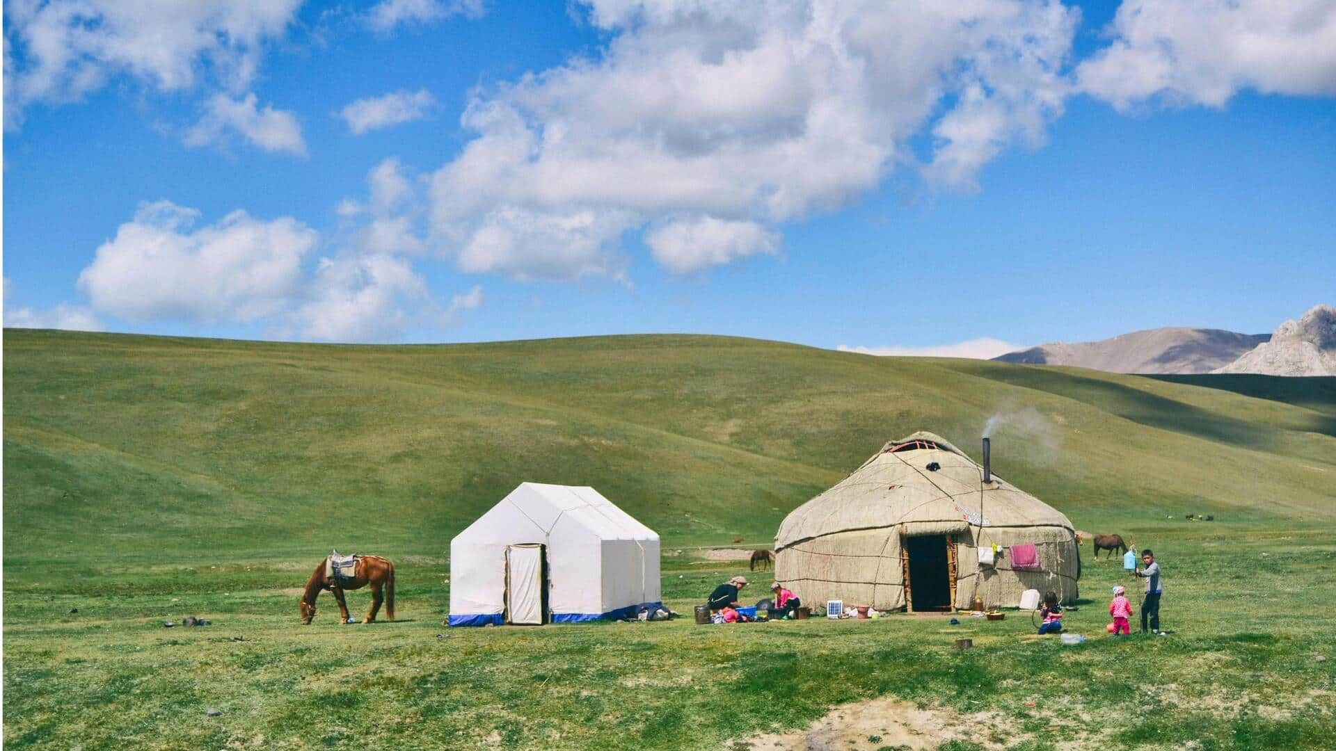 Menjelajahi Keunikan Yurt Tradisional di Kirgizstan