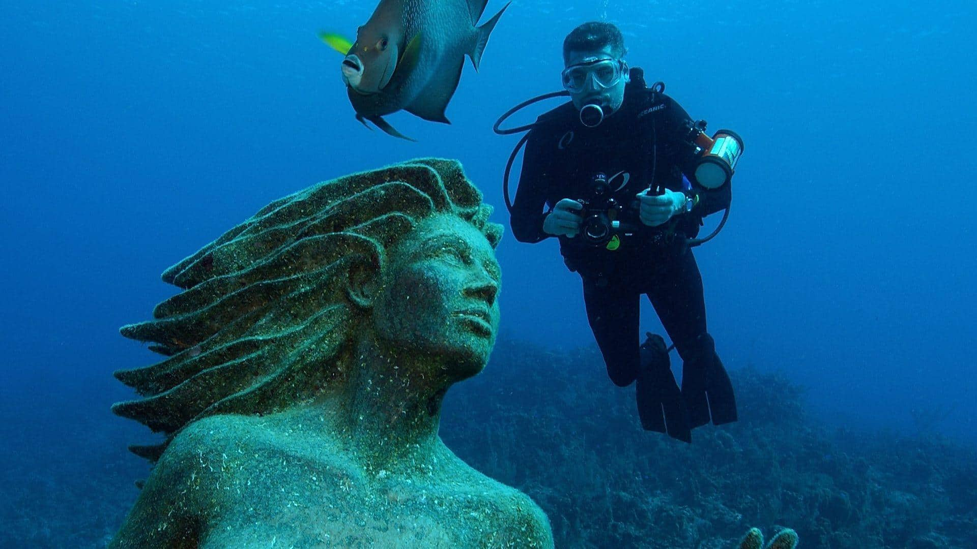 Lima Taman Patung Bawah Laut yang Unik di Grenada