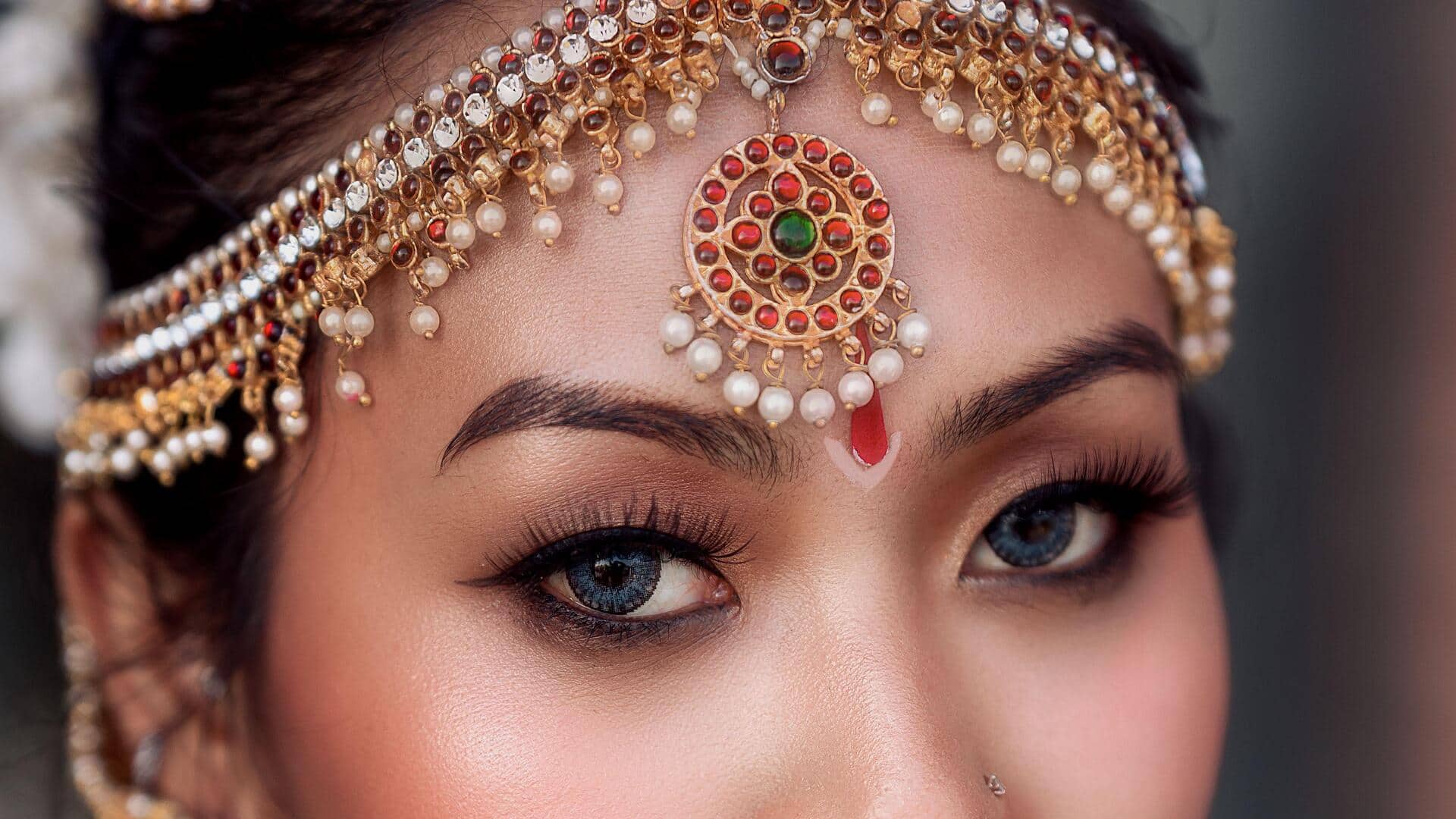 Gaya bindi abadi untuk elegansi sehari-hari