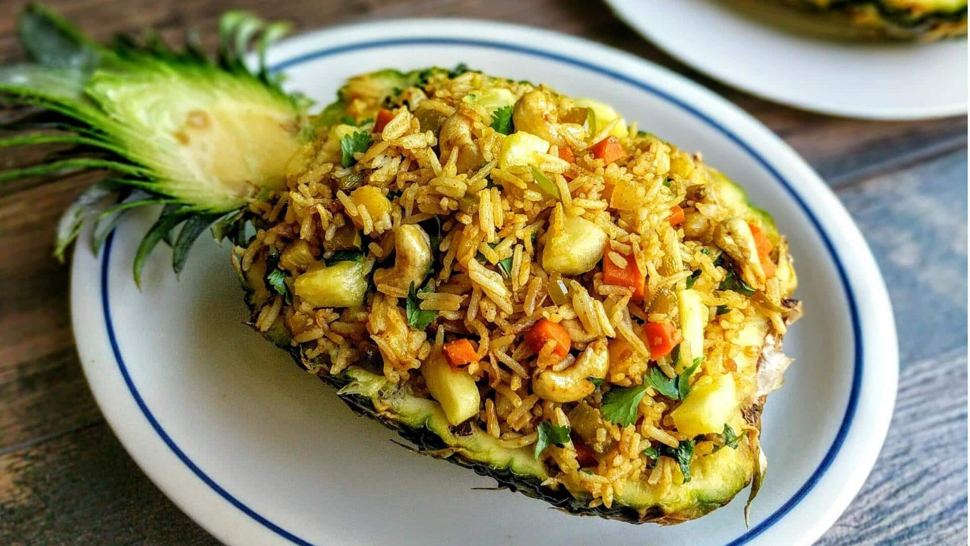 Panduan Dalam Menghidangkan Nasi Goreng Nanas Ala Thailand Yang Lezat