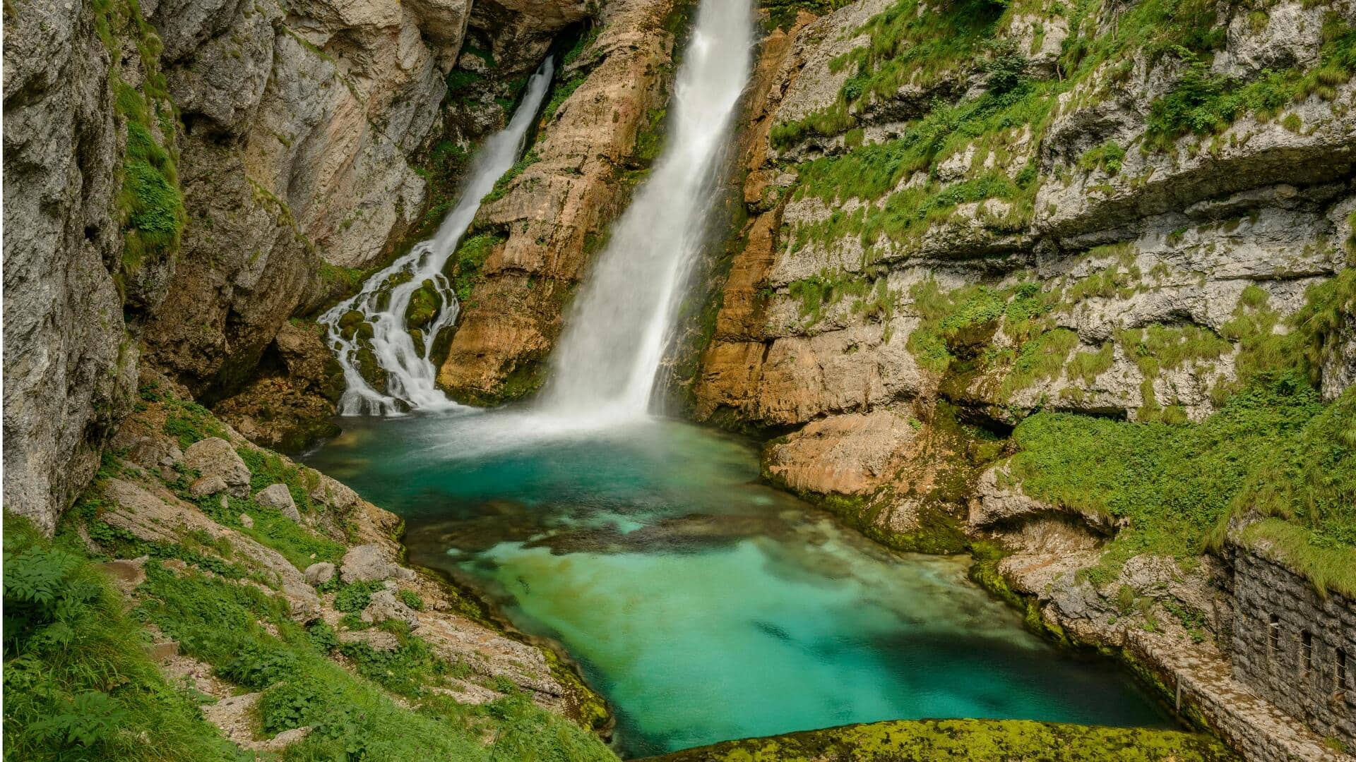 Air Terjun Tersembunyi di Slovenia: Surga Tersembunyi