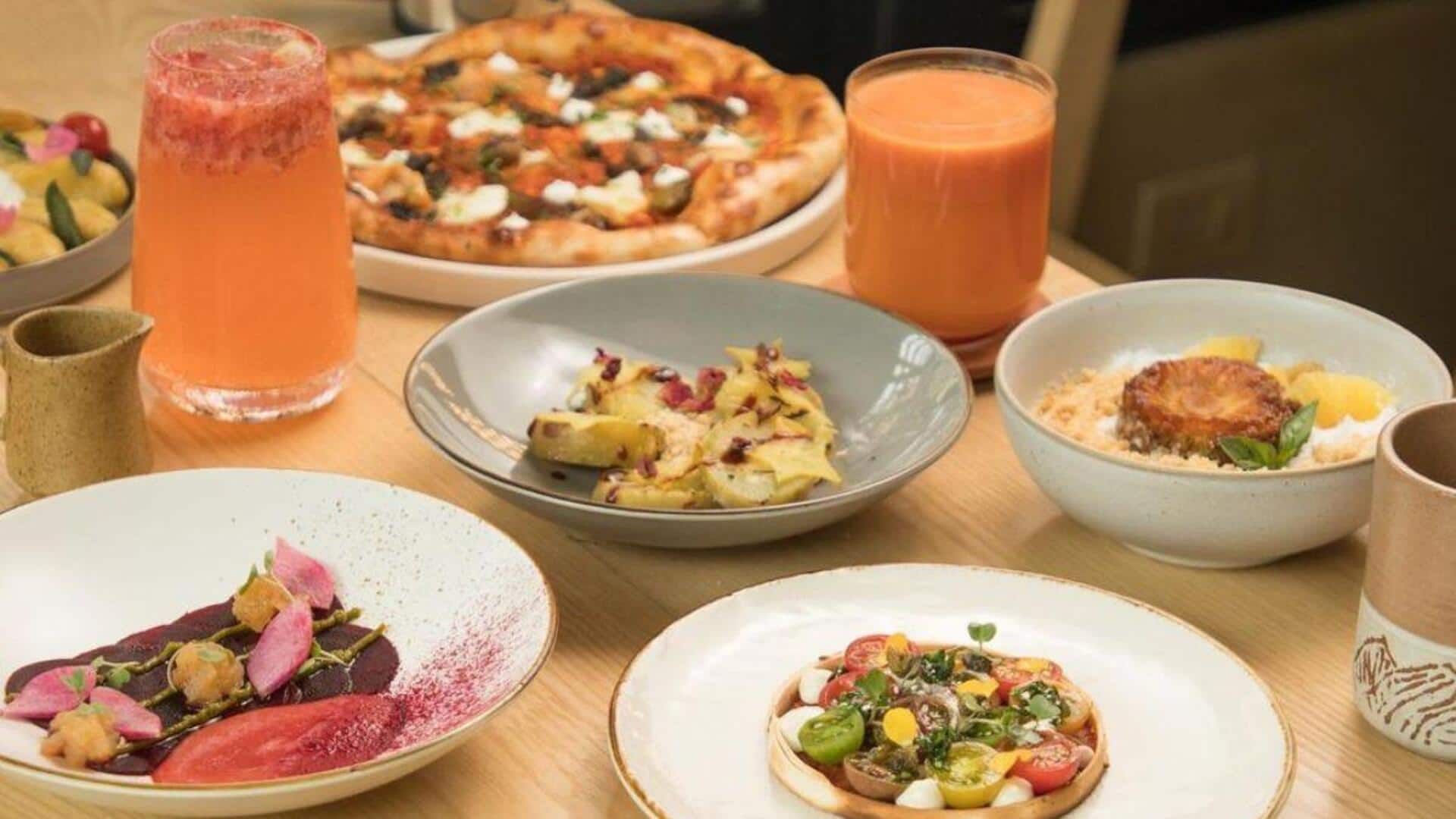 Menjelajahi Kafe Tersembunyi di Delhi dengan Hidangan Vegetarian yang Lezat