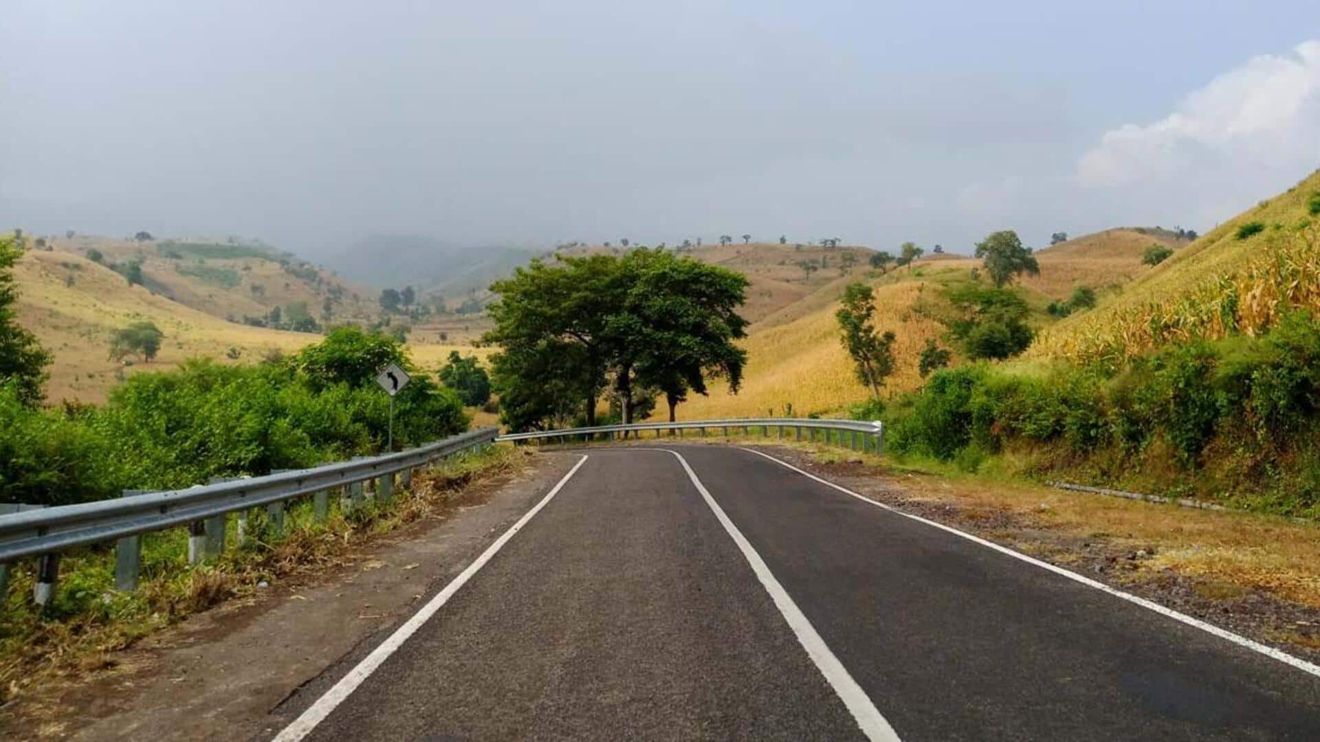 Menikmati Keindahan Rute Perjalanan Darat di Nusa Tenggara Barat Menikmati Keindahan Rute Perjalanan Darat di Nusa Tenggara Barat