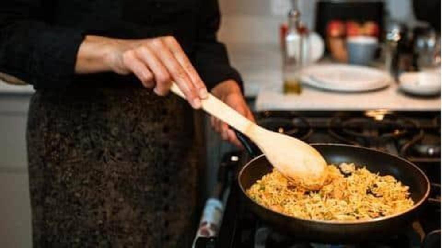 5 hidangan nasi populer yang enak untuk makan siang atau malam