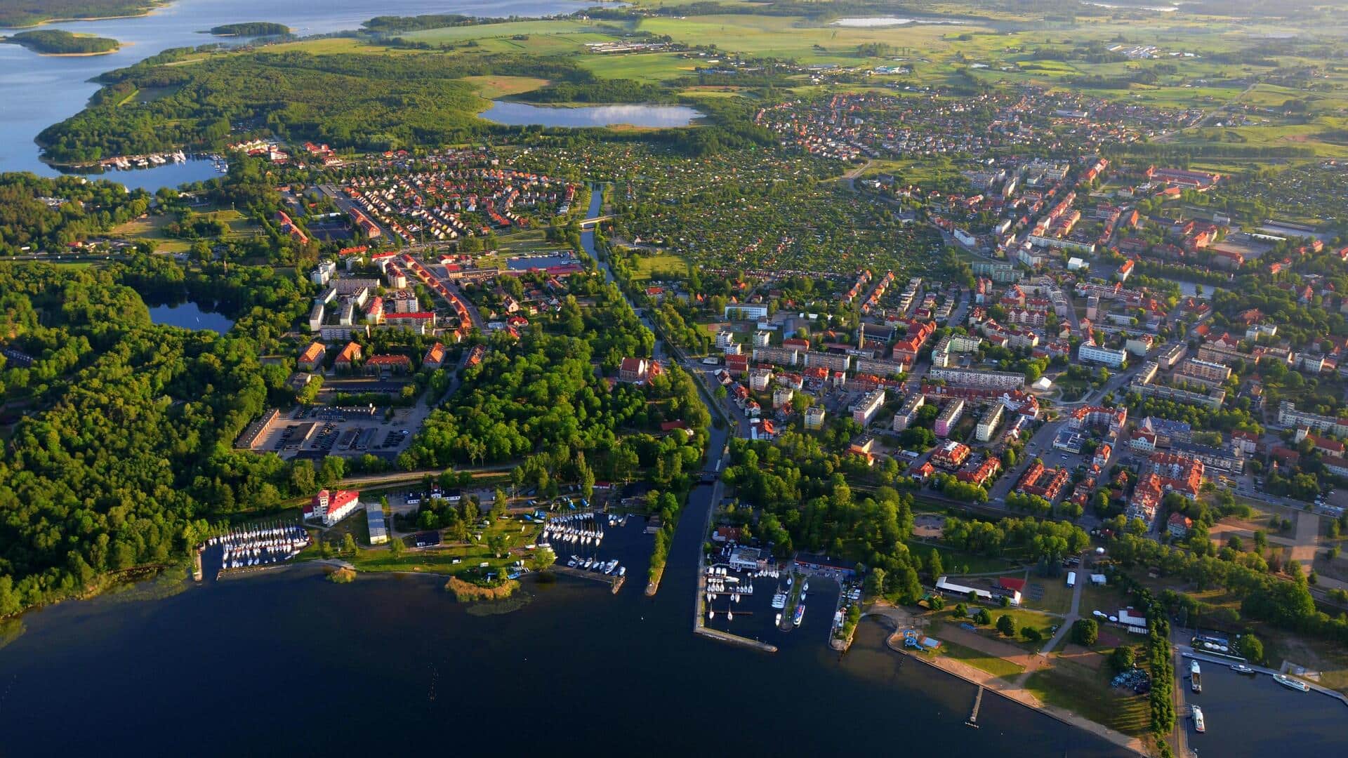 Temukan Lima Desa Tepi Danau di Polandia untuk Menikmati Ketentraman