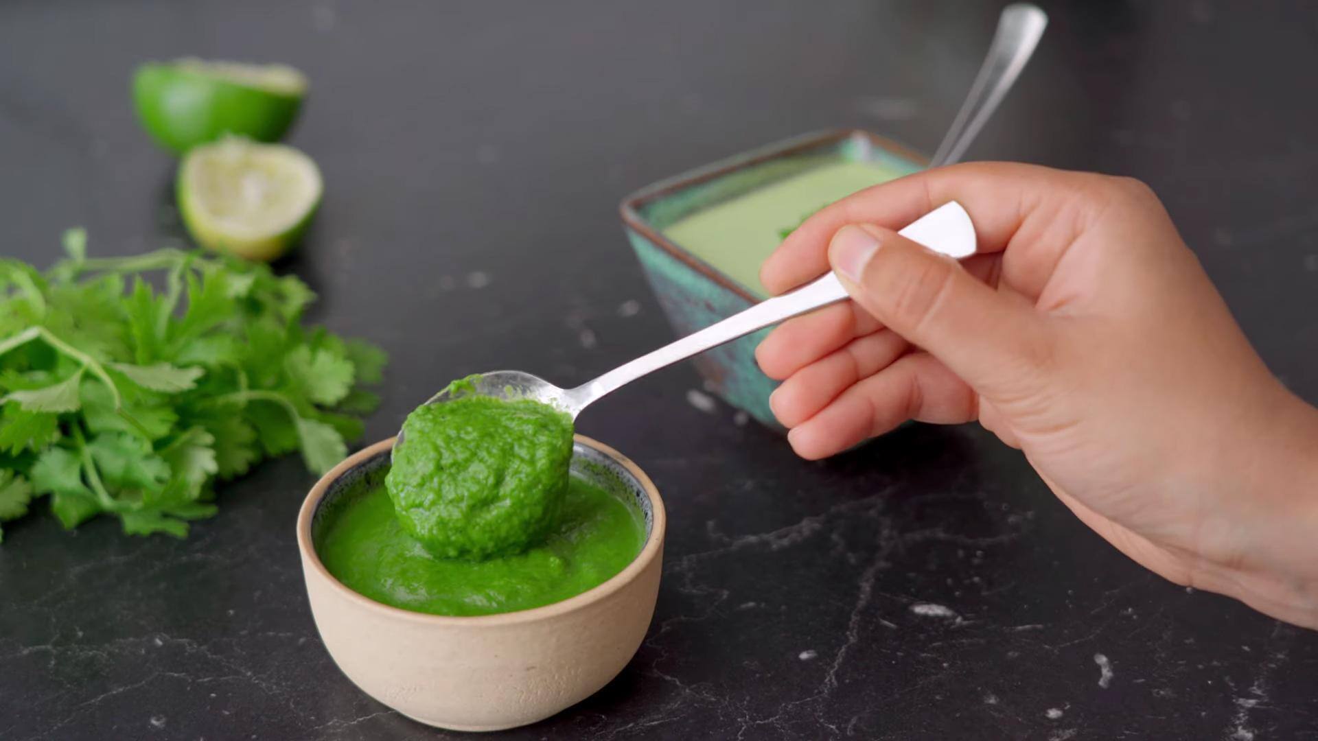 Menguasai Chutney Hijau dengan Lima Bahan Unik