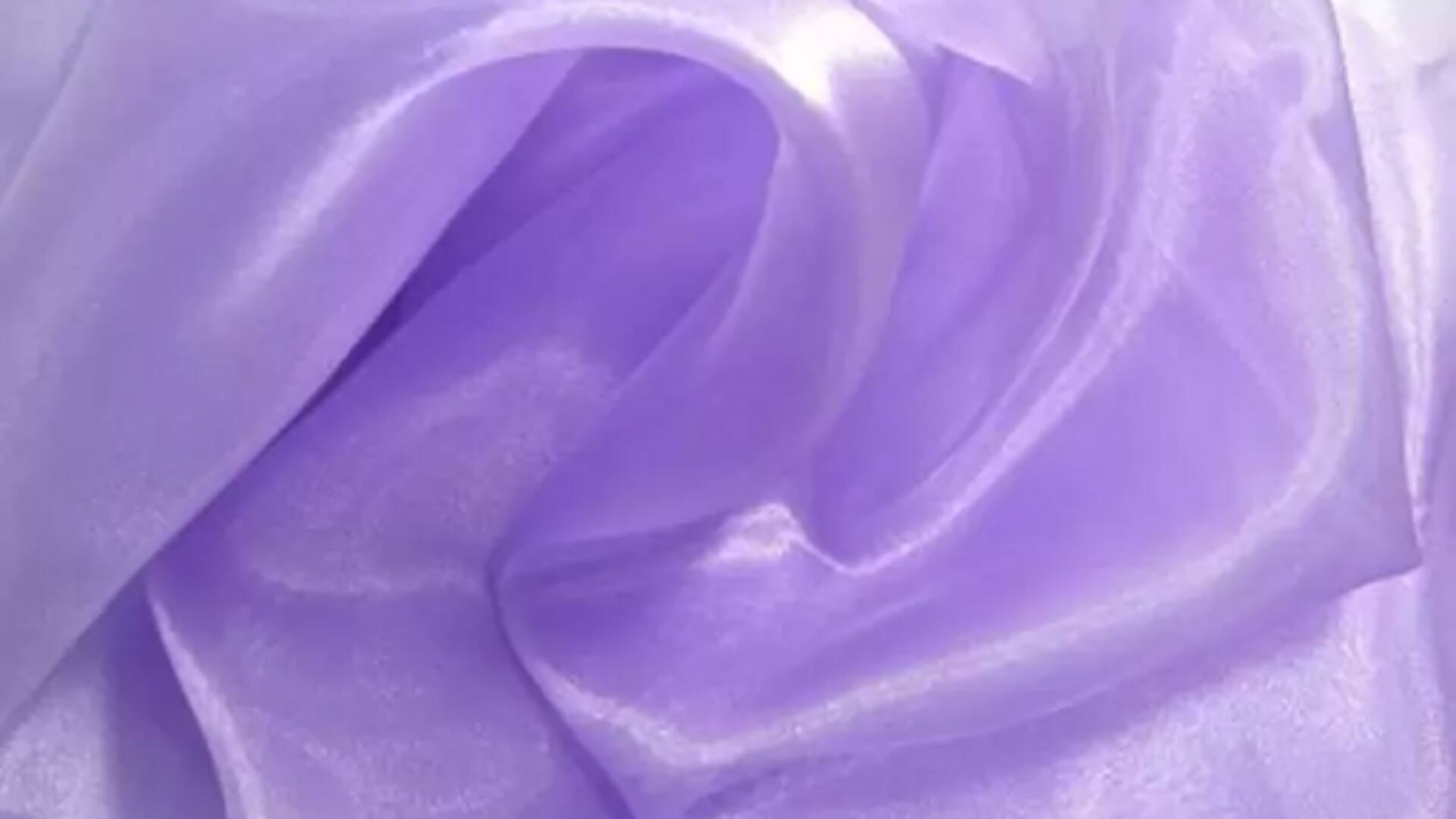 Kain Organza: Tren baru di fesyen Indonesia Kain Organza: Tren baru di fesyen Indonesia