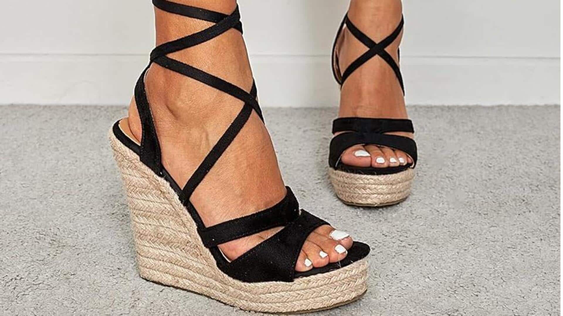 Sandal wedges ikat untuk musim dingin India: 5 gaya yang cocok