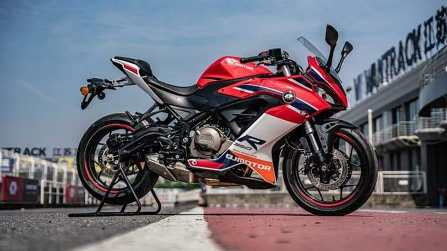 QJ SRK 400RR debut di Auto Expo 2023: Inilah fiturnya QJ SRK 400RR debut di Auto Expo 2023: Inilah fiturnya