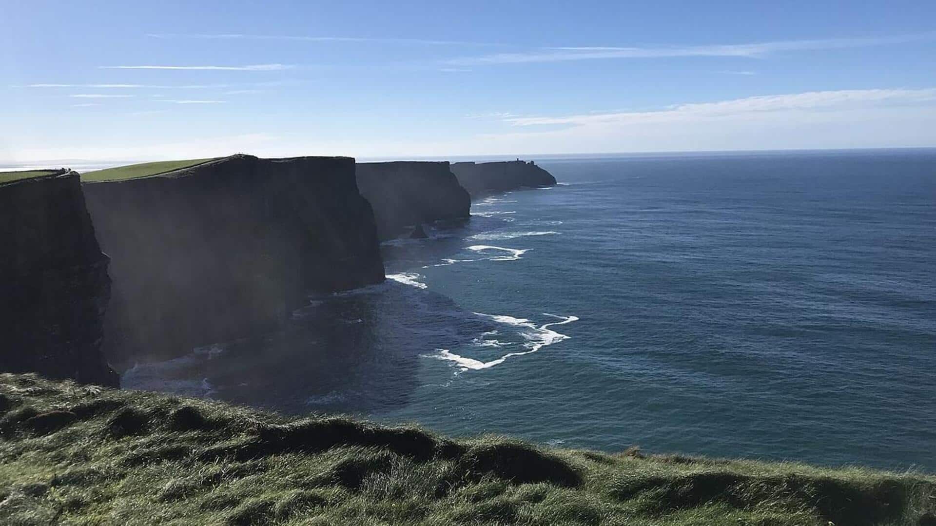 Kemegahan Tebing-Tebing Moher di Irlandia