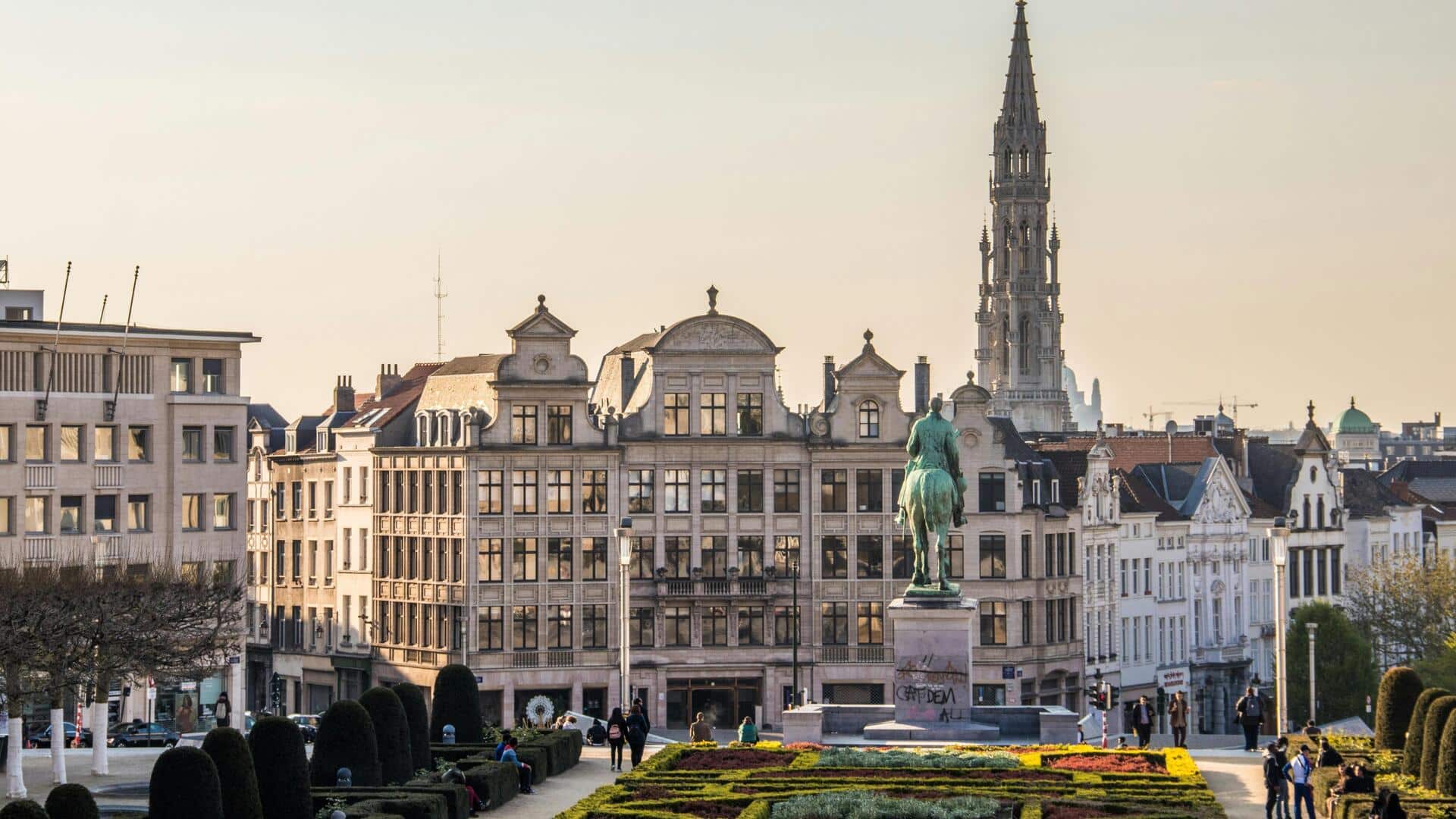 Alun-Alun Terbaik di Brussels untuk Menikmati Keramaian