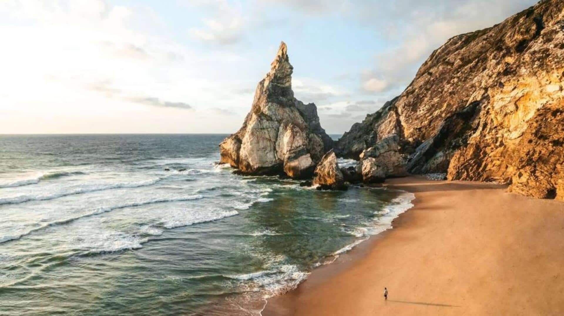 Lima Pantai Indah Yang Tersembunyi Di Lisbon