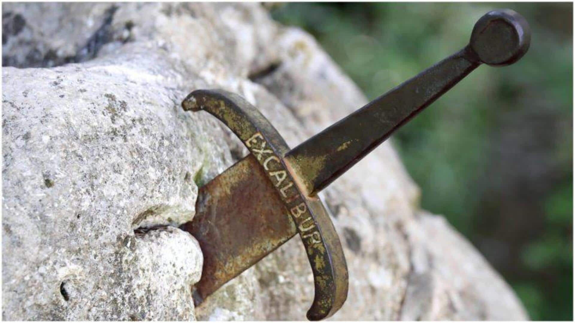 Properti Hollywood dengan cerita tersembunyi menarik