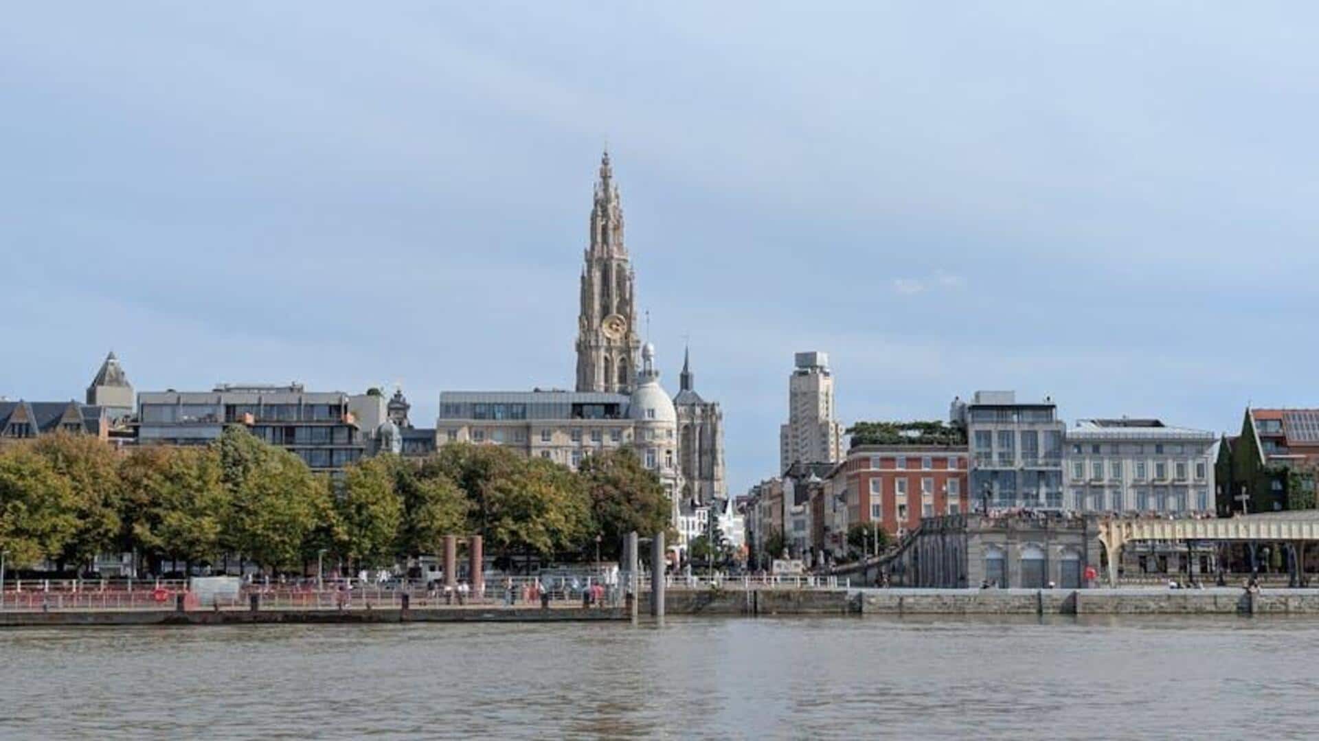 Menjelajahi Kehidupan Waterfront Antwerp: Jalan-Jalan Sungai yang Menarik di Belgia