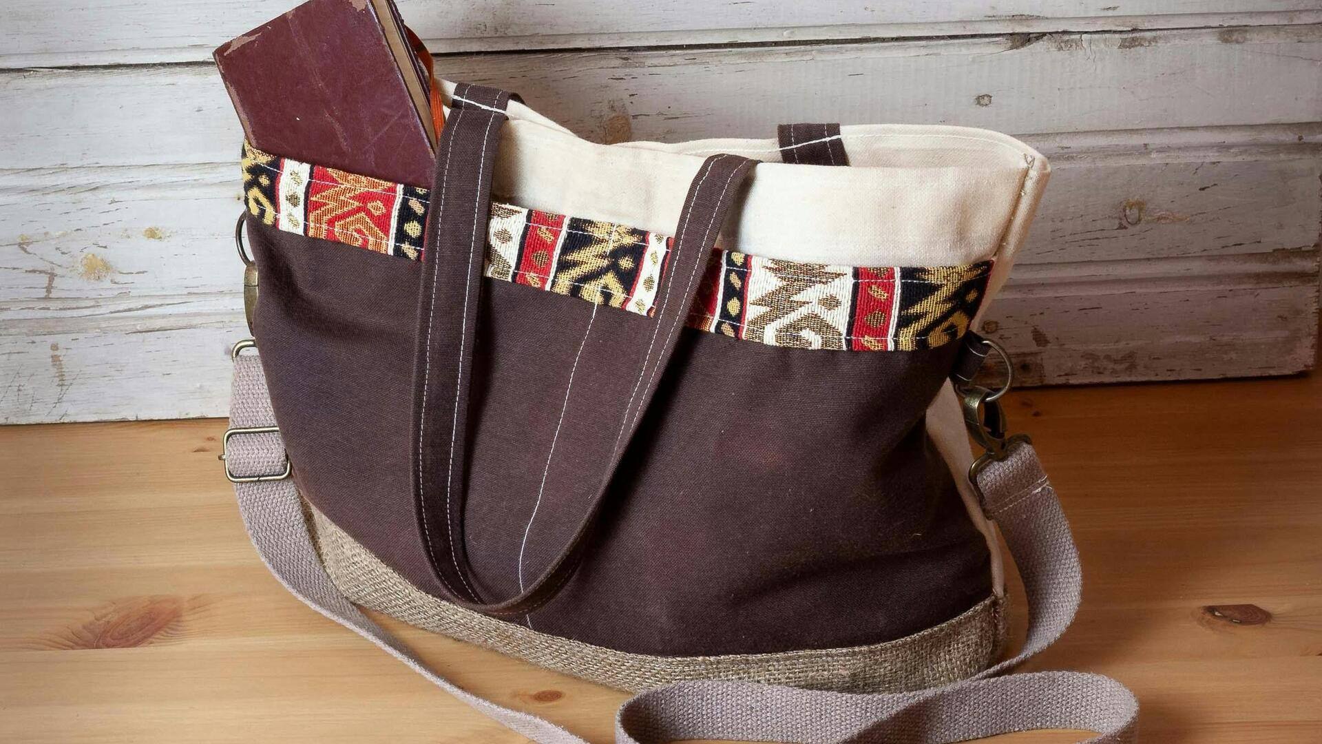 Tingkatkan gaya dengan tas boho