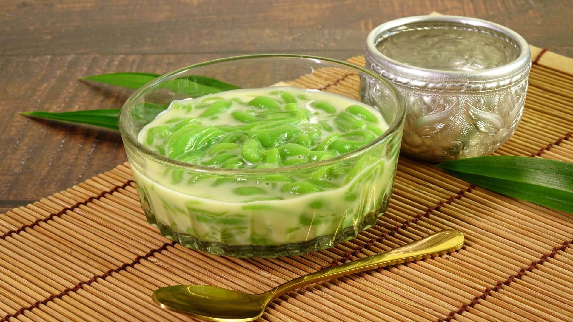 Menikmati Hidangan Penutup Vegan Khas Jawa yang Abadi