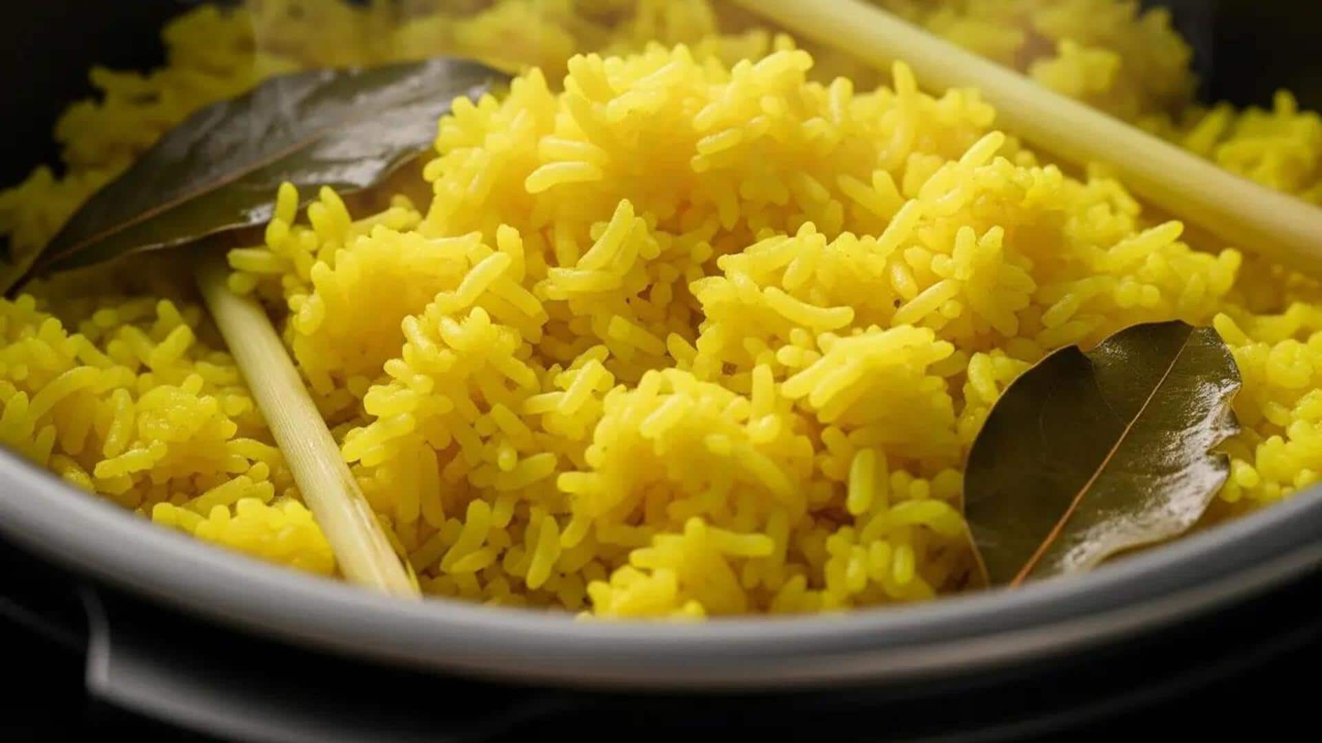 Nasi Kunyit: Hidangan Lezat dan Sehat