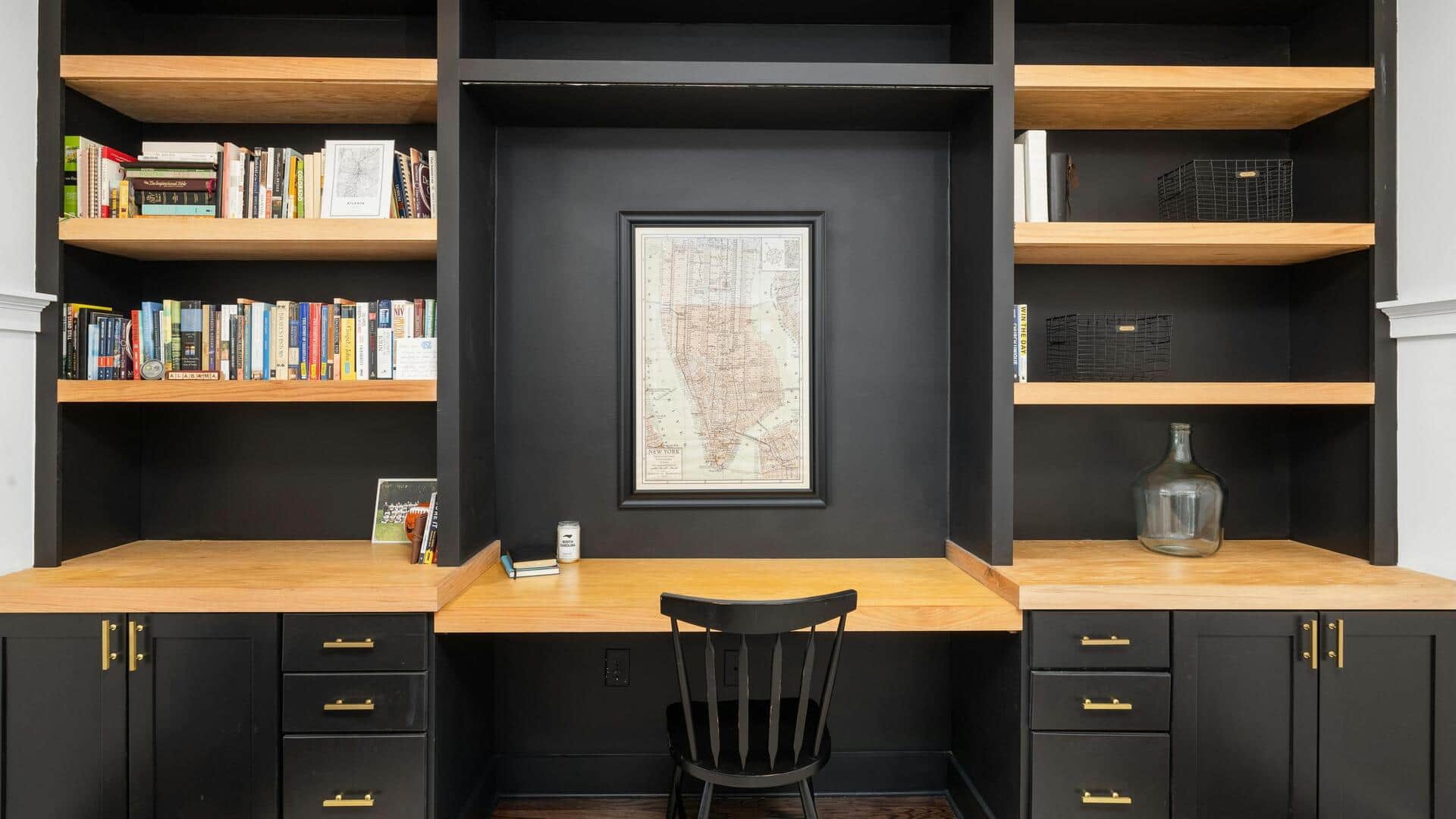 Solusi sederhana untuk mengatur rak di rumah