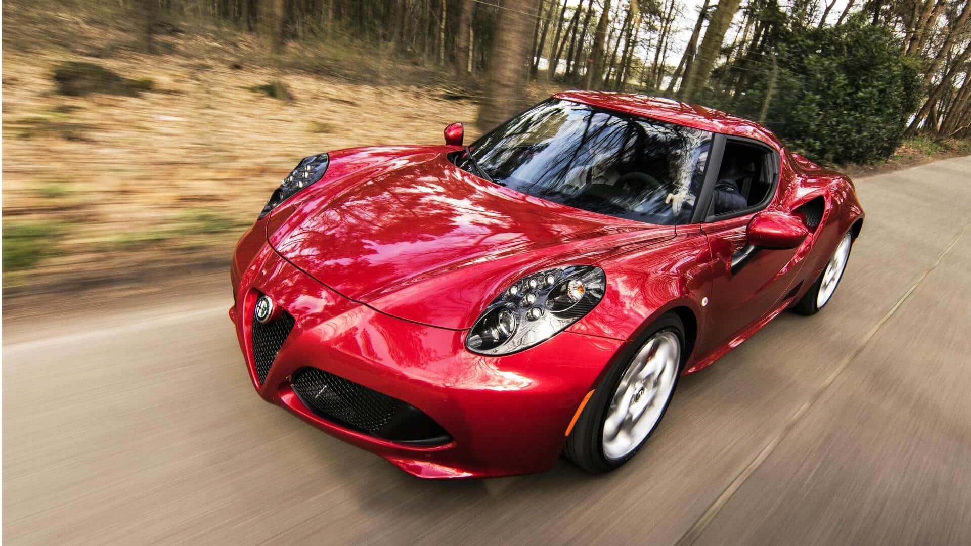 Inovasi Otomotif Meningkatkan Performa Kecepatan Tinggi dengan Aman