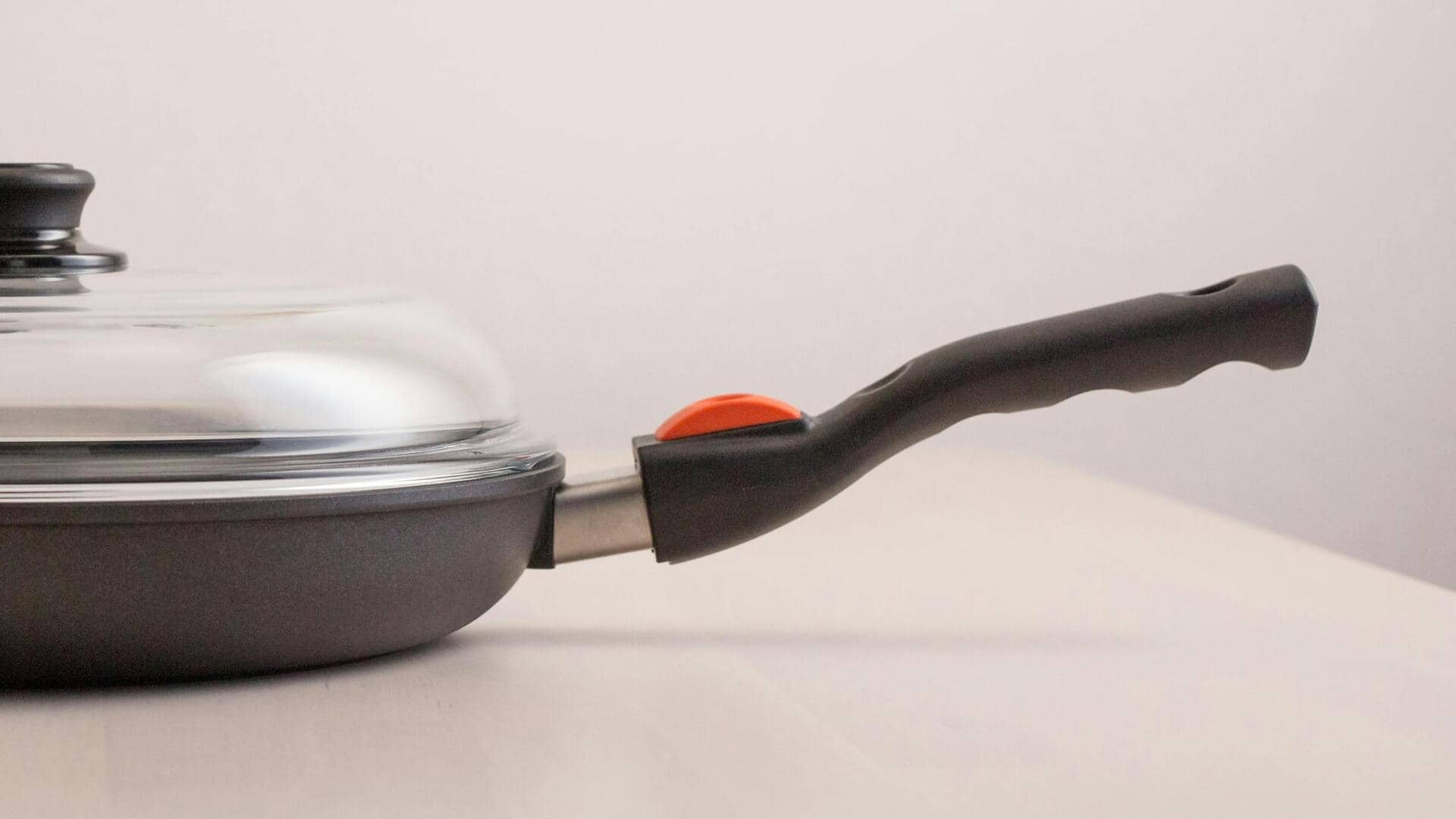 Cara mengencangkan pegangan wajan yang kendor dengan mudah