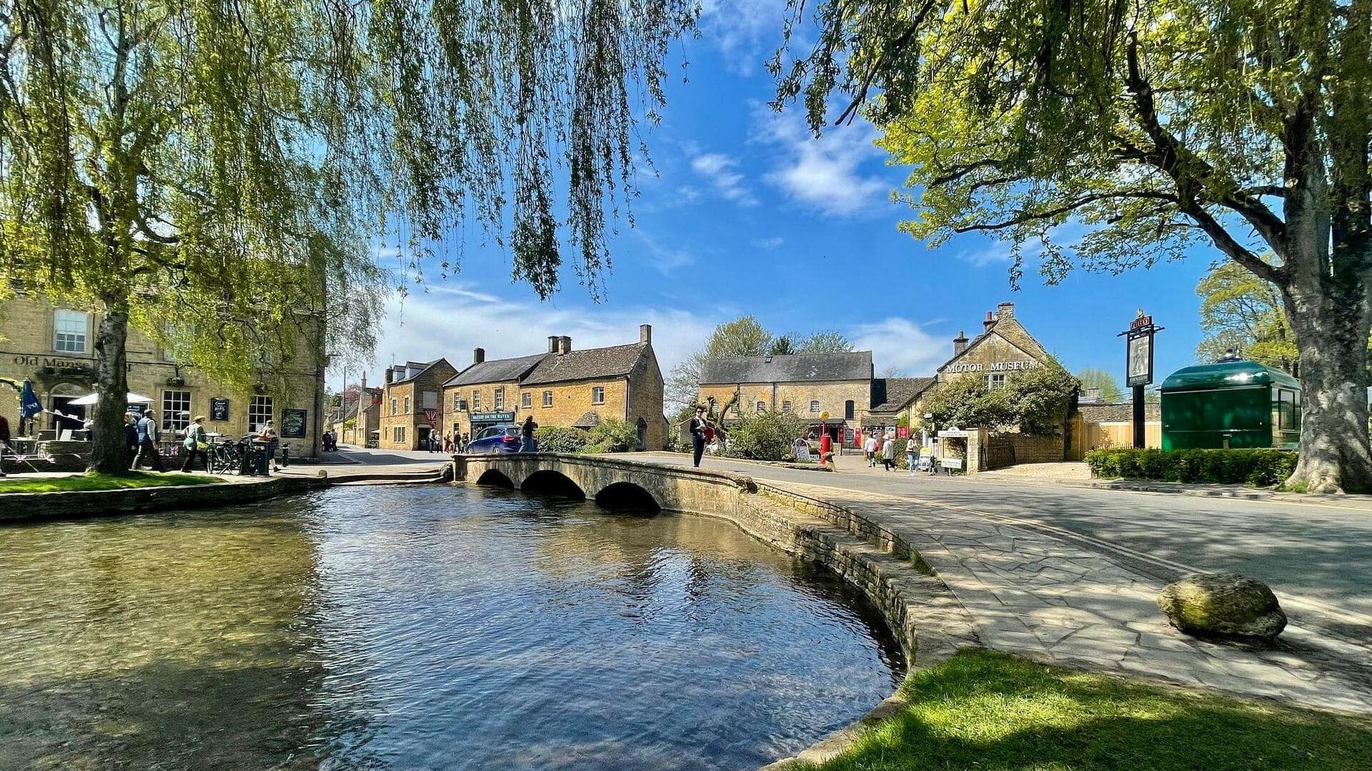 Lima Desa Indah Di Cotswolds Yang Wajib Anda Kunjungi 