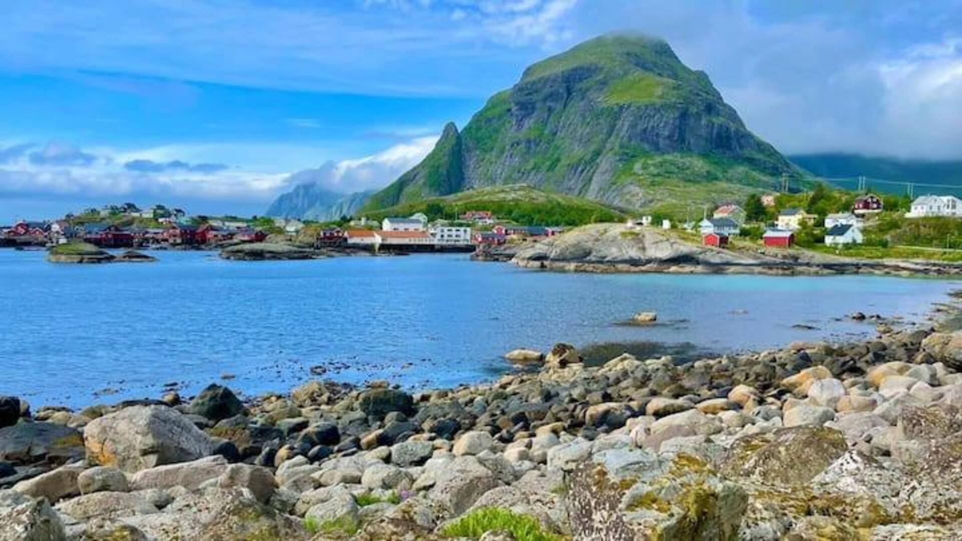 Rasakan Pendakian Di Tengah Matahari Tengah Malam Di Lofoten, Norwegia