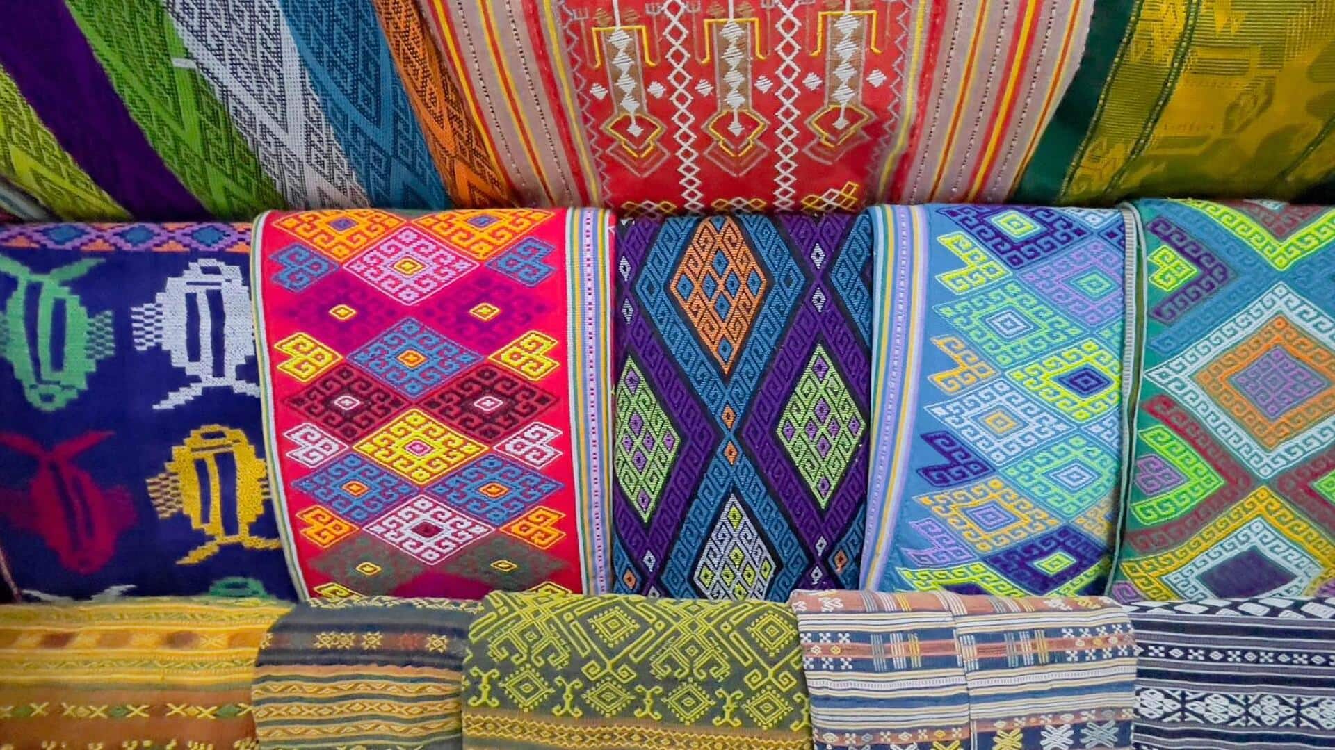 Desain Ikat abadi dalam mode modern