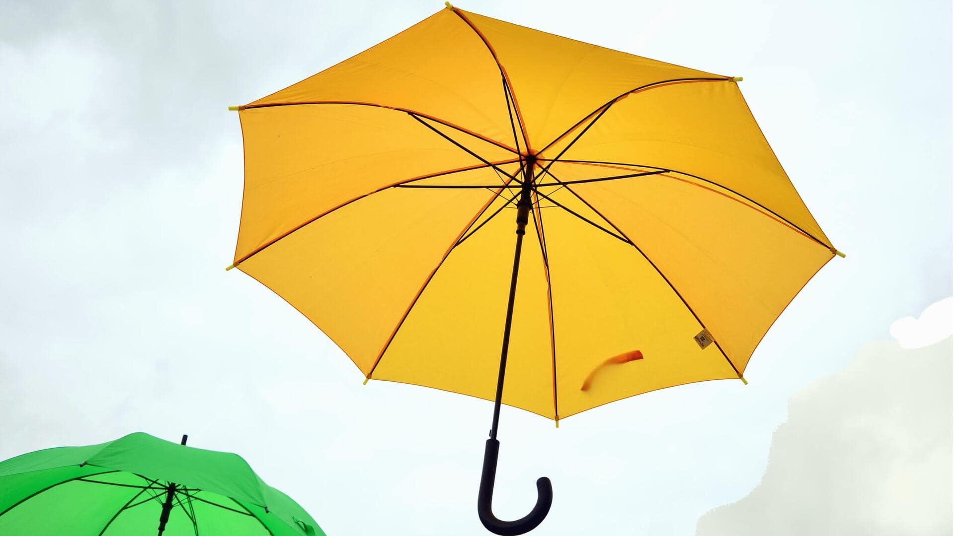 Lima cara kreatif mengubah payung rusak di rumah