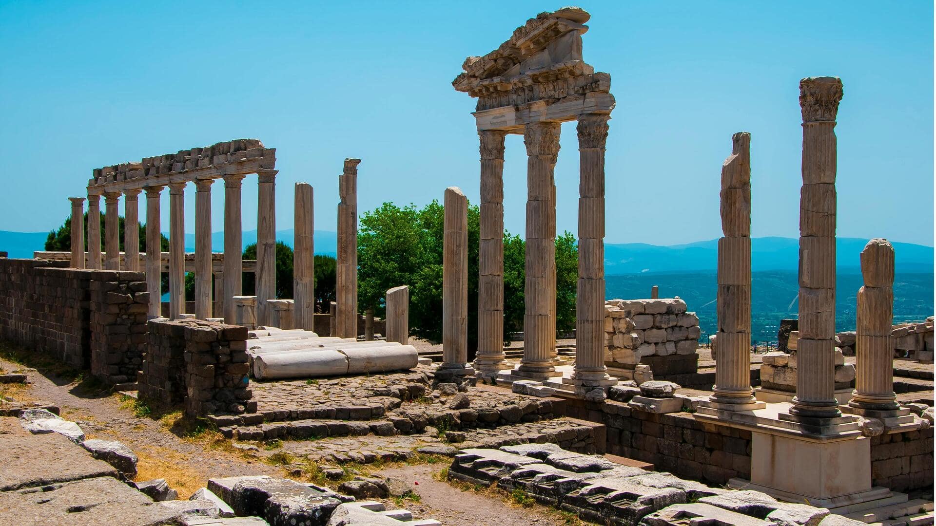 Menjelajahi Bergama: Harta Karun Sejarah Turki yang belum Tersentuh Menjelajahi Bergama: Harta Karun Sejarah Turki yang belum Tersentuh