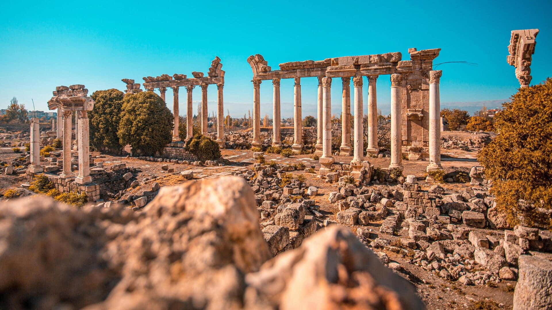 Menjelajahi Keajaiban Reruntuhan Romawi di Baalbek, Lebanon