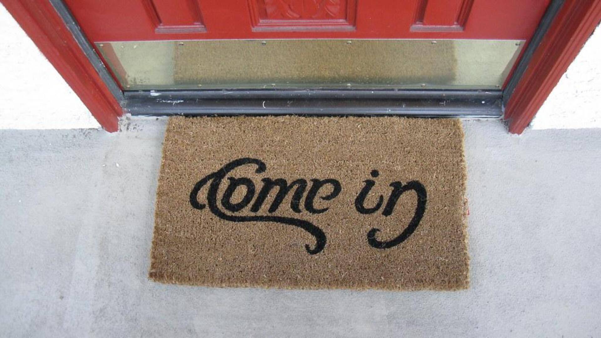 Tip kreatif untuk keset pintu yang bersih dan bebas noda