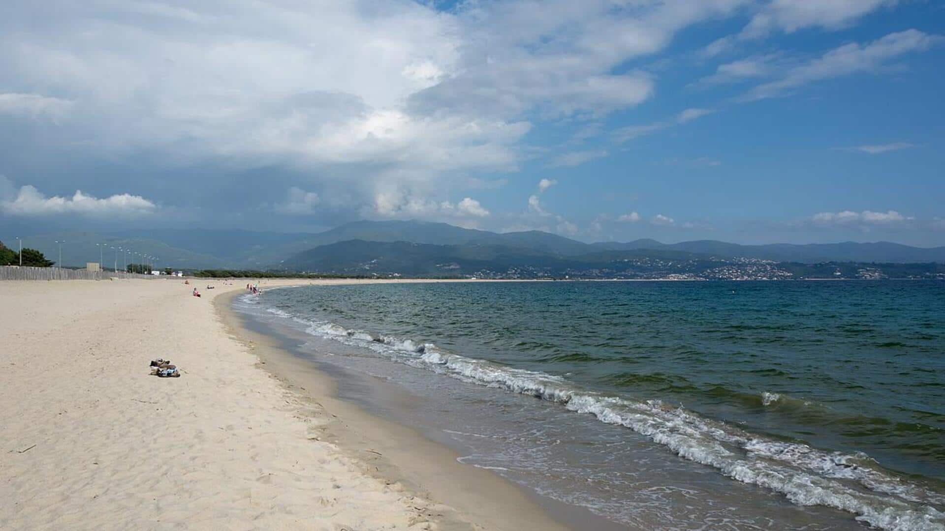 Liburan Tenang di Pantai-Pantai Tersembunyi Korsika