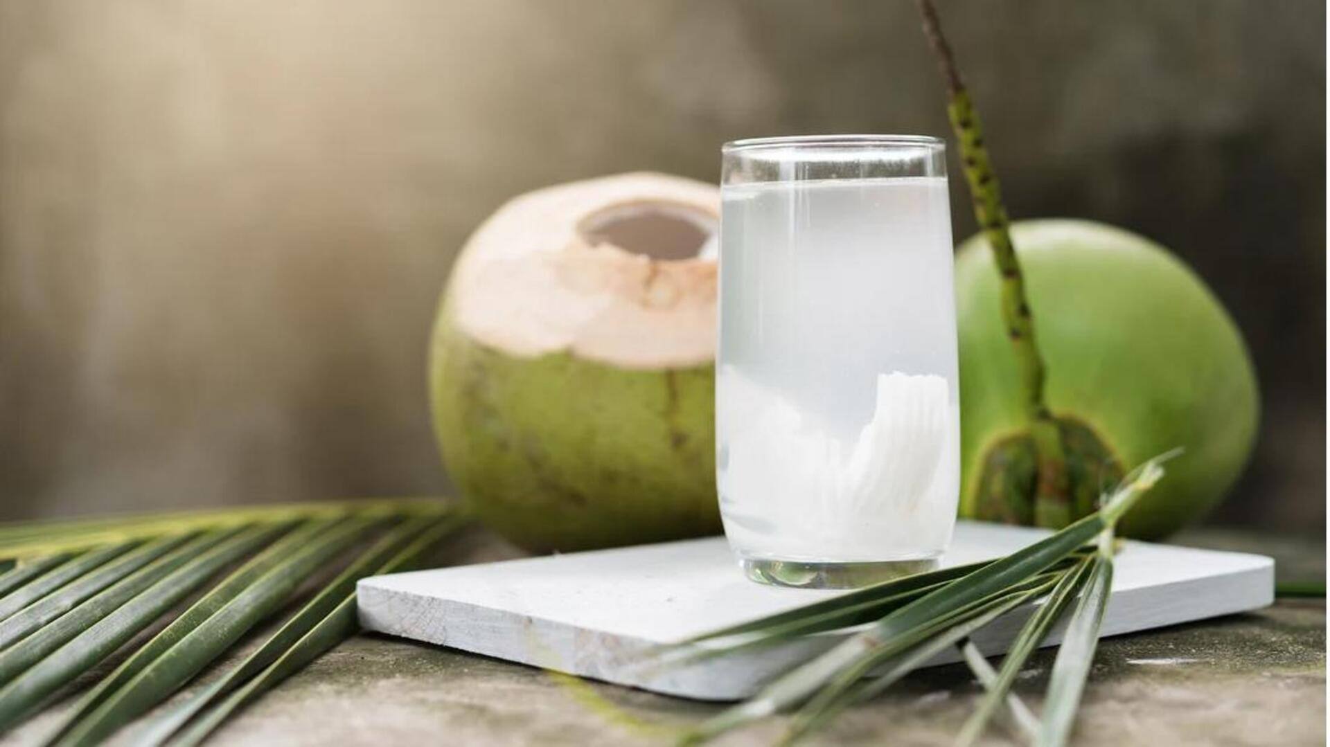 Hadirkan Kesegaran di Hidangan Penutup dengan Tambahan Air Kelapa Hadirkan Kesegaran di Hidangan Penutup dengan Tambahan Air Kelapa