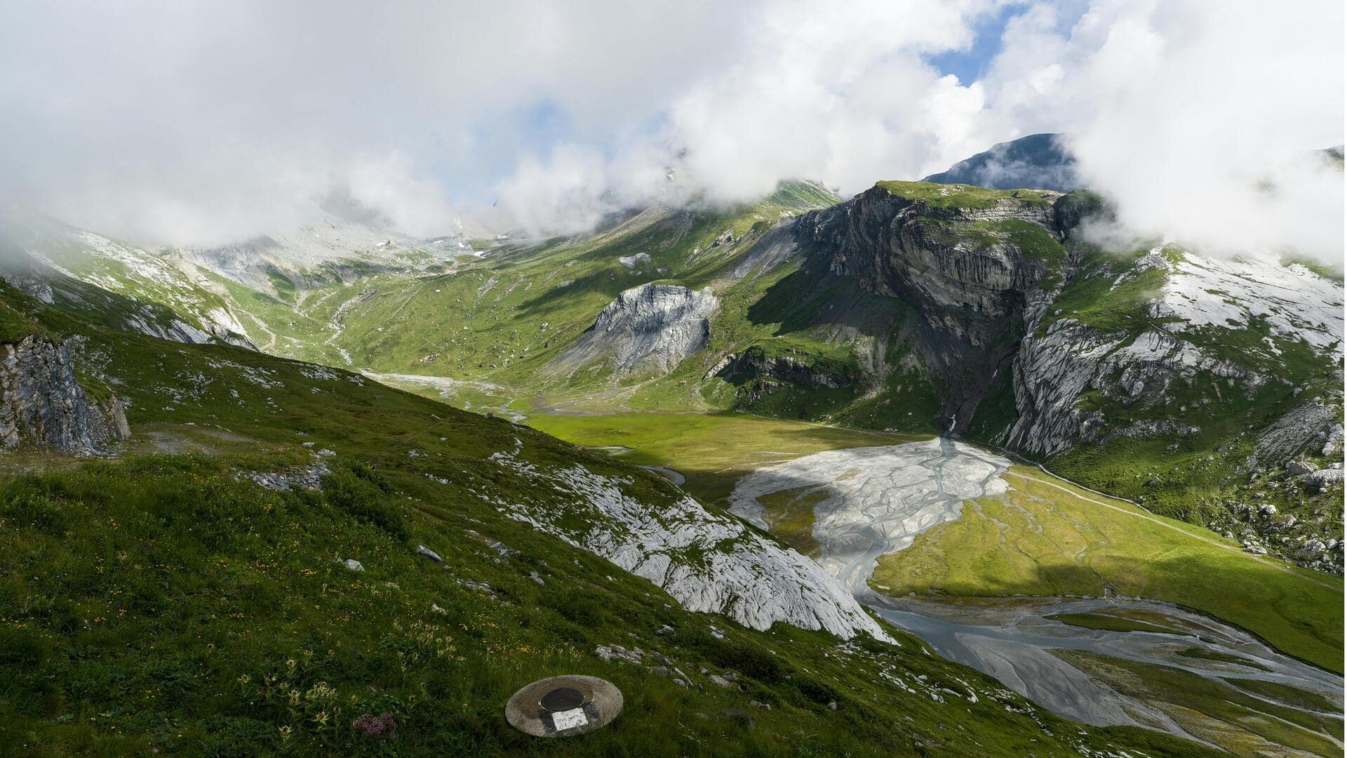 Temukan Lima Danau Alpen Menakjubkan di Liechtenstein