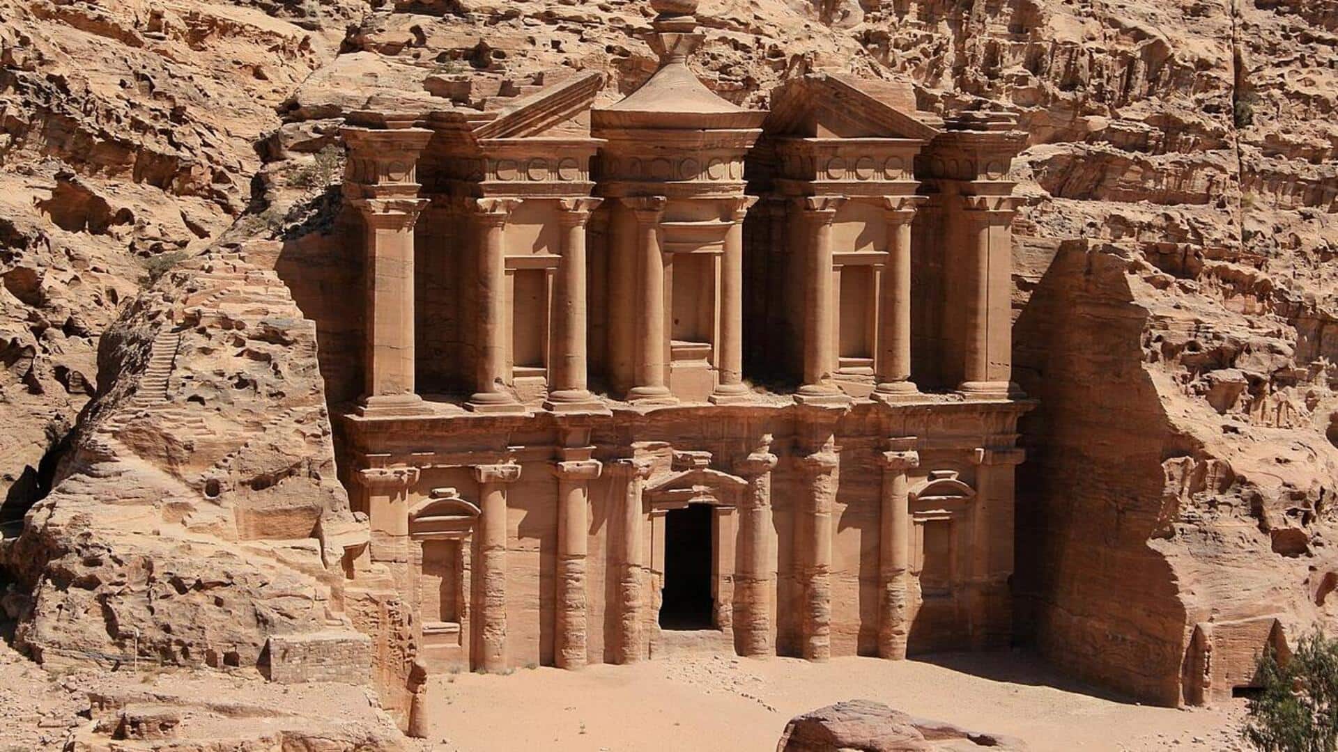 Petra: Kota Kuno yang Menakjubkan di Yordania