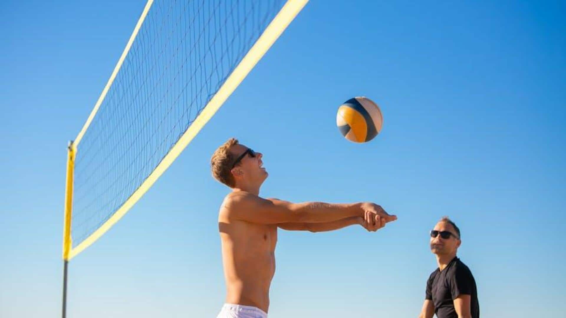 Memahami isyarat tangan wasit bola voli pantai