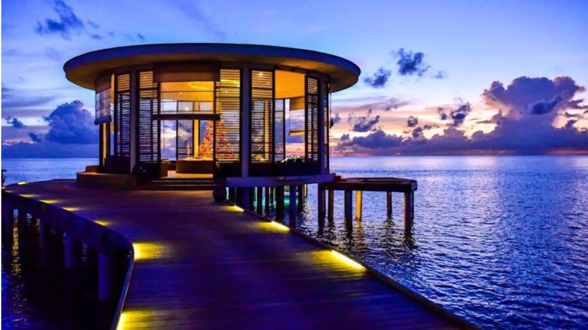 Bungalow di atas air, resor pulau pribadi untuk menginap di Maladewa