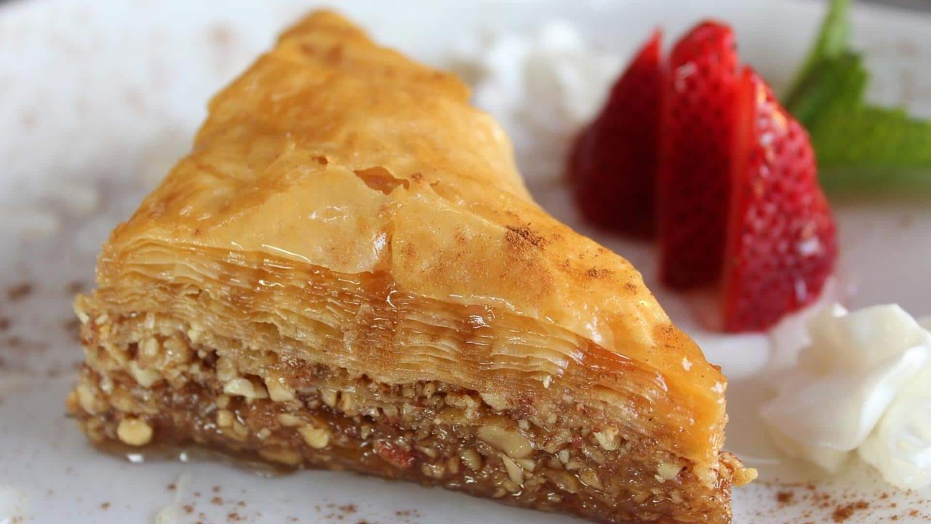 Panduan membuat Pancake Baklava fusion Yunani-India