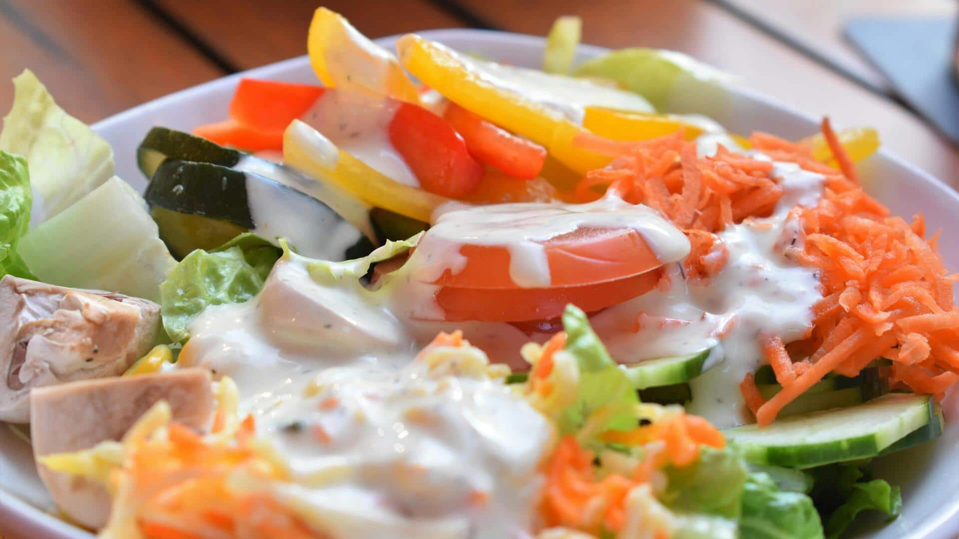 Percantik hidangan: 5 dressing sayuran yang berwarna-warni Percantik hidangan: 5 dressing sayuran yang berwarna-warni