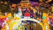 アジアの夜を彩る幻想的なランタン祭り