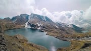 ボリビアの魅力的なトゥナリ山ハイキング